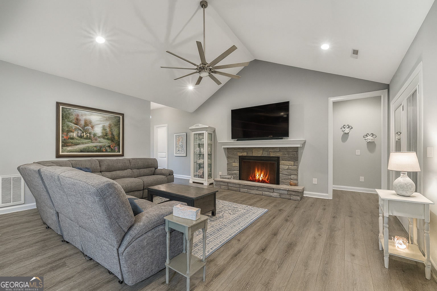 Ellijay, Georgia, 30540, United States, 4 Bedrooms Bedrooms, ,5 BathroomsBathrooms,Residential,Active,1913021