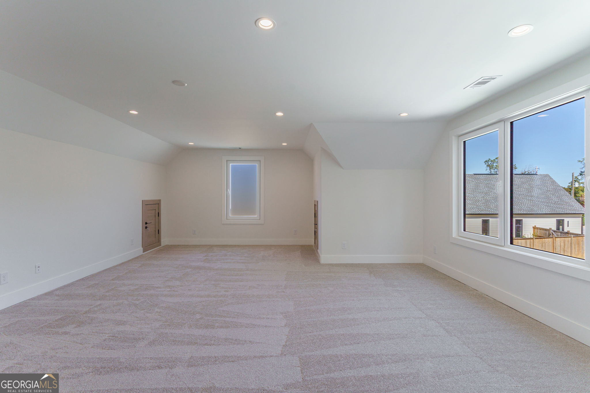 Cumming, Georgia, 30041, United States, 4 Bedrooms Bedrooms, ,4 BathroomsBathrooms,Residential,Active,1969675