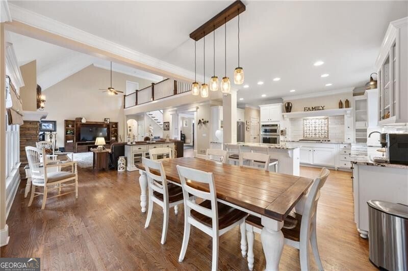 Cumming, Georgia, 30040, United States, 6 Bedrooms Bedrooms, ,5 BathroomsBathrooms,Residential,Active,2043430