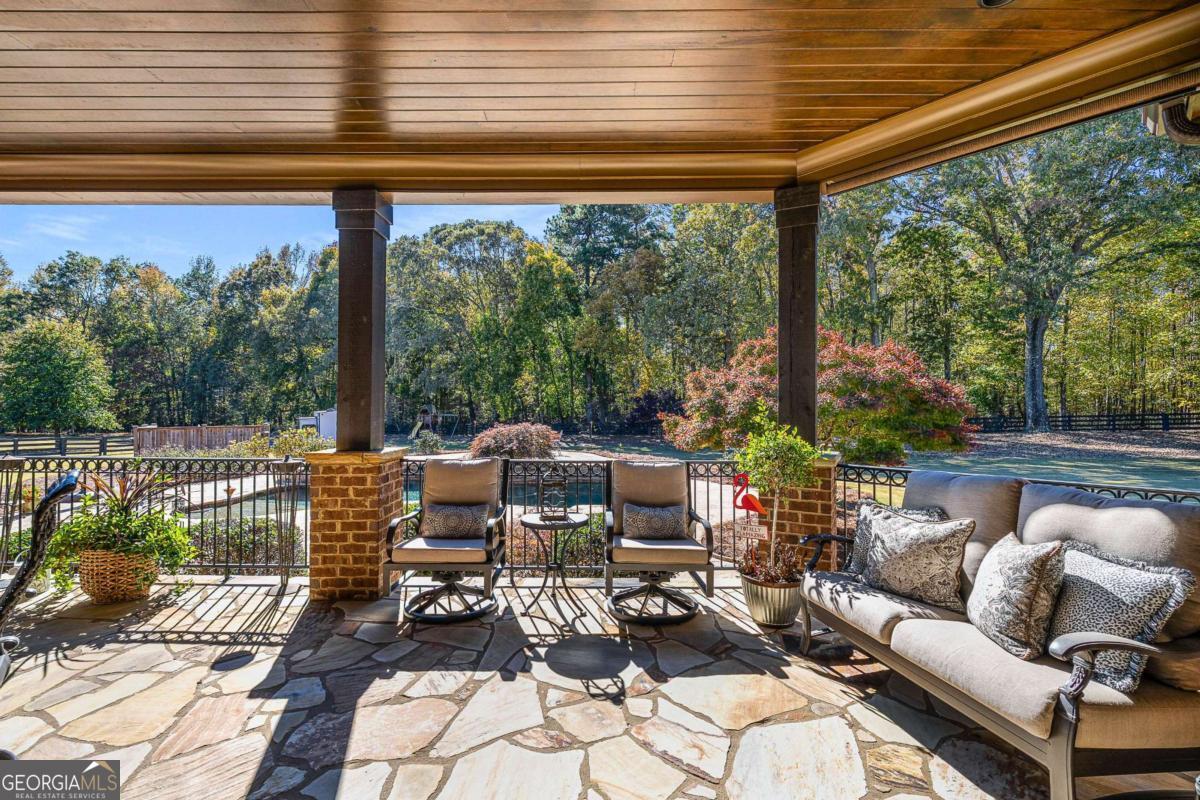 Dacula, Georgia, 30019, United States, 5 Bedrooms Bedrooms, ,5 BathroomsBathrooms,Residential,Active,1990625