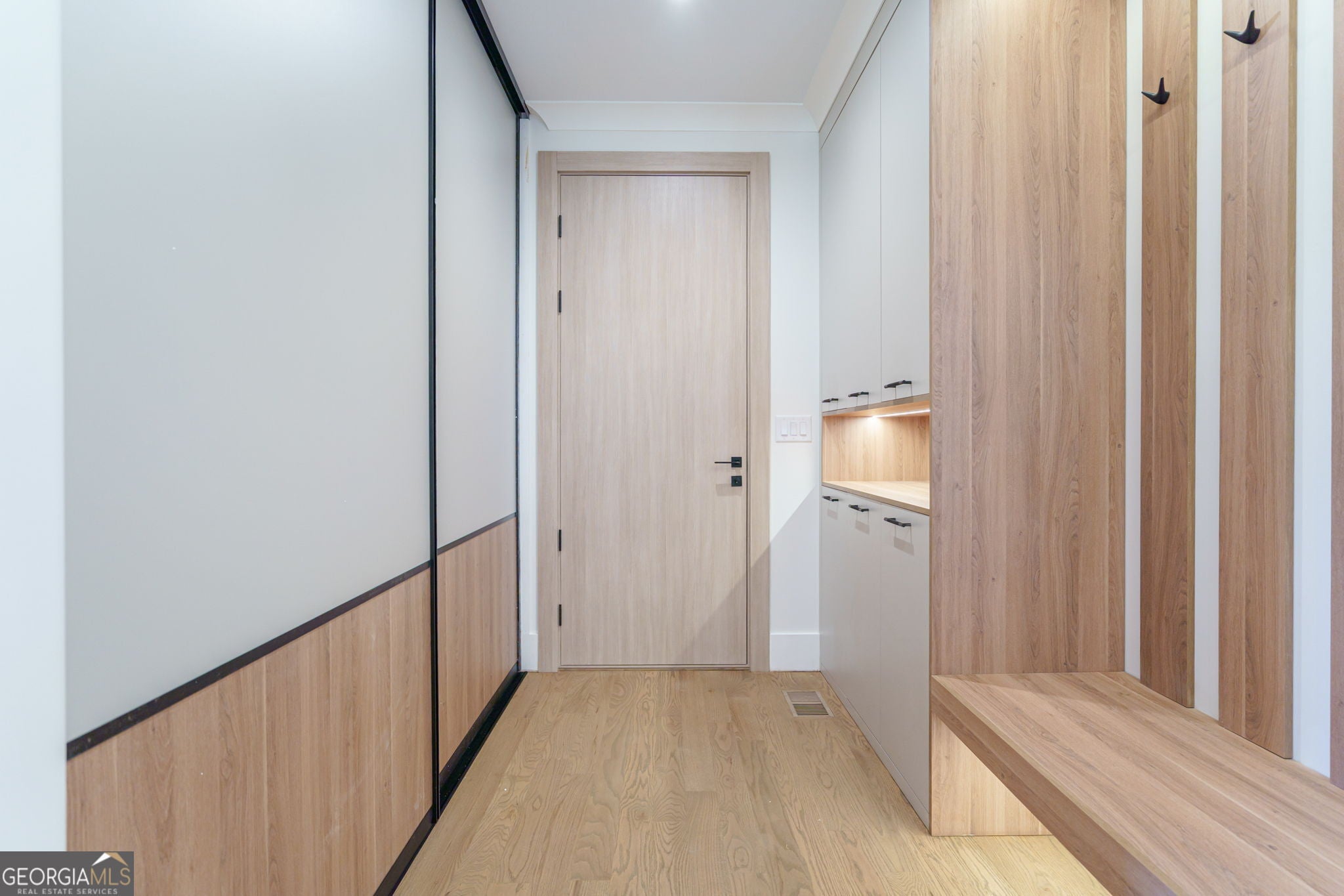 Cumming, Georgia, 30041, United States, 4 Bedrooms Bedrooms, ,4 BathroomsBathrooms,Residential,Active,1969675