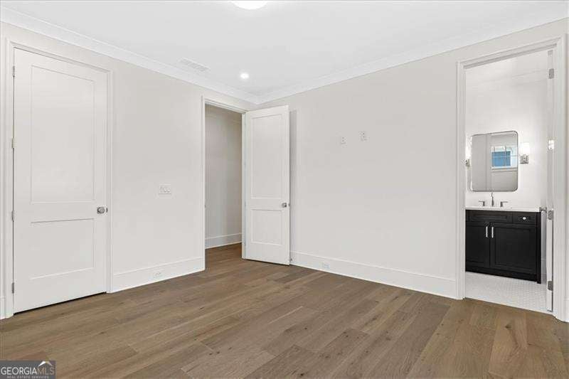 Atlanta, Georgia, 30309, United States, ,5 BathroomsBathrooms,Residential,Active,1869107