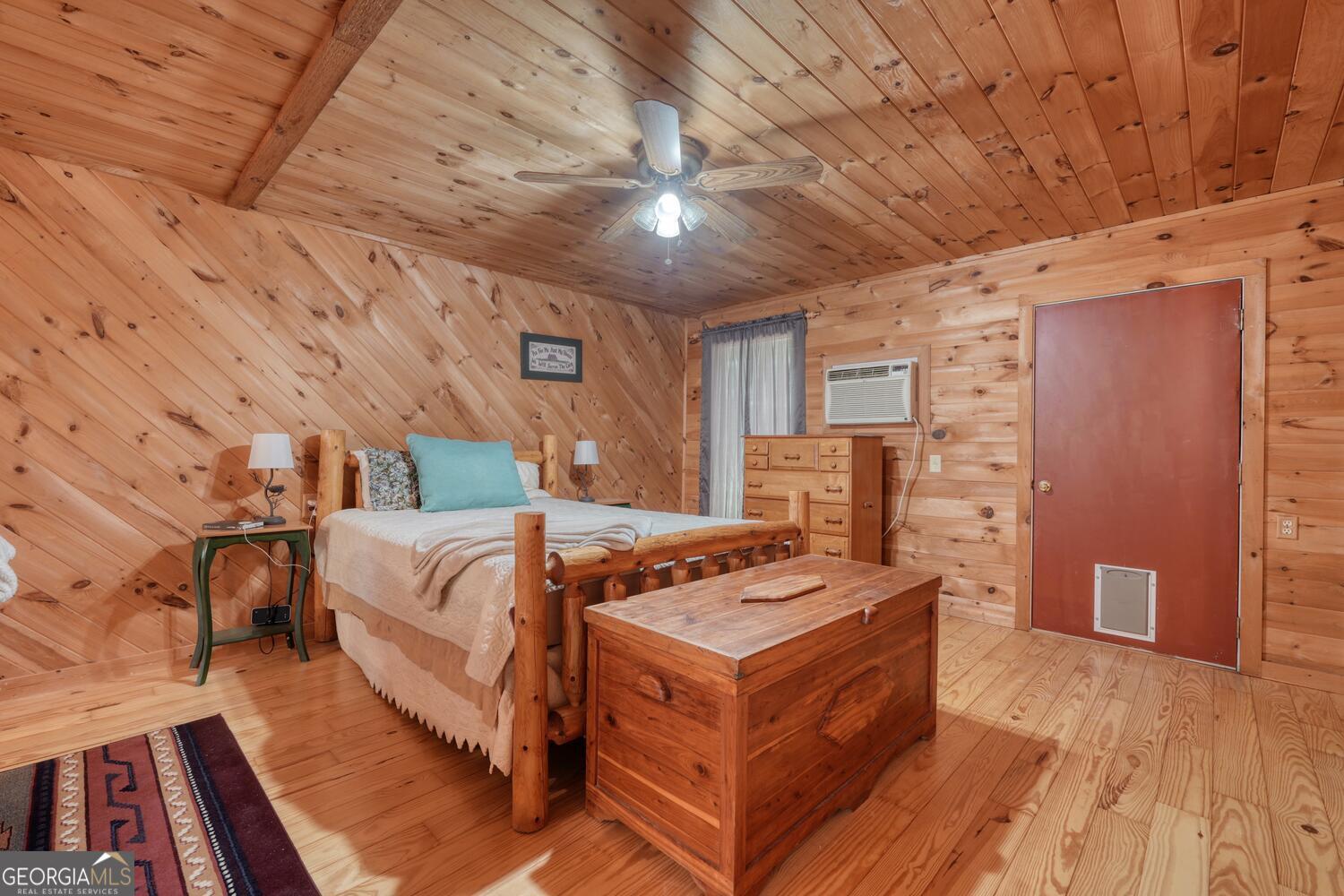 Blairsville, Georgia, 30512, United States, 4 Bedrooms Bedrooms, ,5 BathroomsBathrooms,Residential,Active,1898219