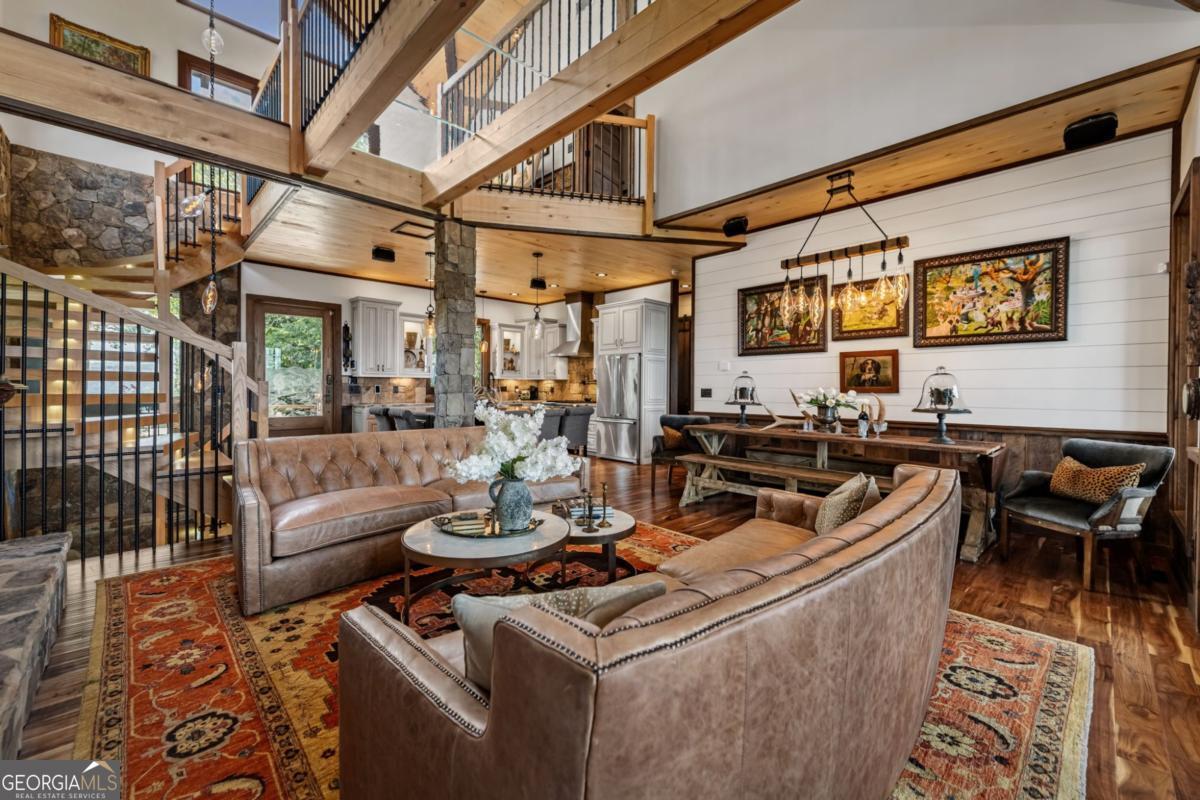 Blue Ridge, Georgia, 30513, United States, 4 Bedrooms Bedrooms, ,4 BathroomsBathrooms,Residential,Active,1905085
