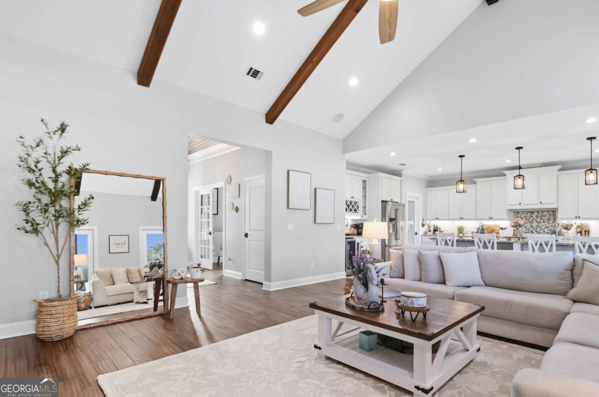 Midway, Georgia, 31320, United States, 5 Bedrooms Bedrooms, ,3 BathroomsBathrooms,Residential,Active,1959929