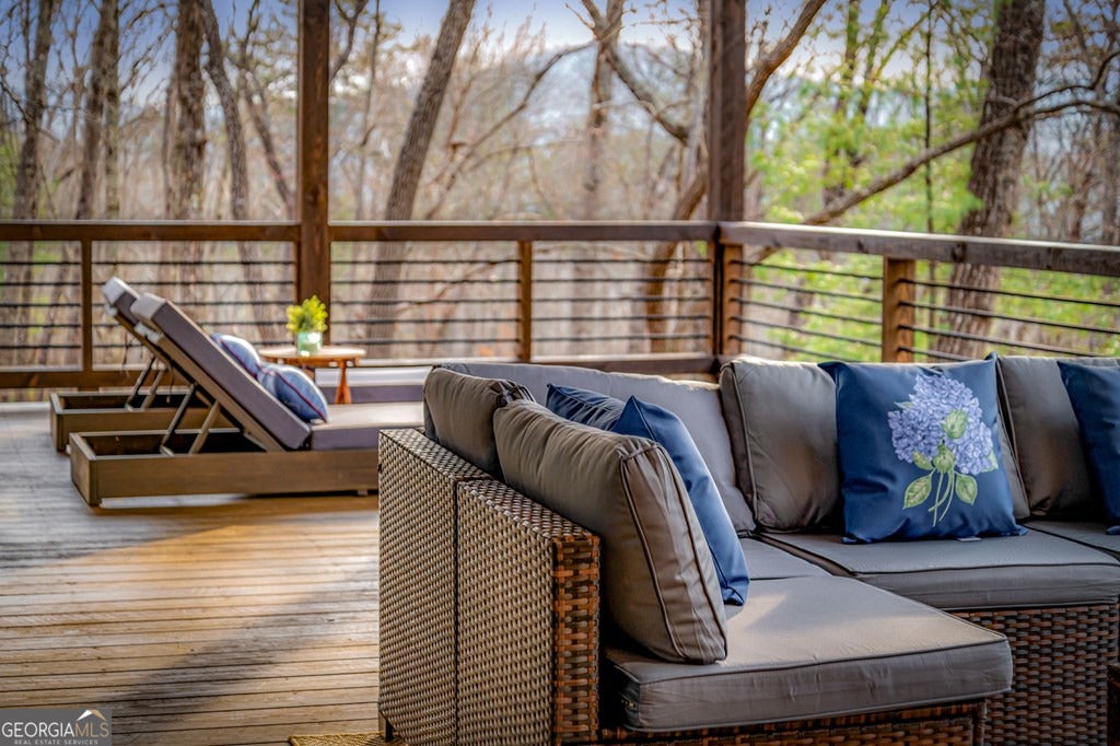 Blue Ridge, Georgia, 30513, United States, 3 Bedrooms Bedrooms, ,4 BathroomsBathrooms,Residential,Active,2030094