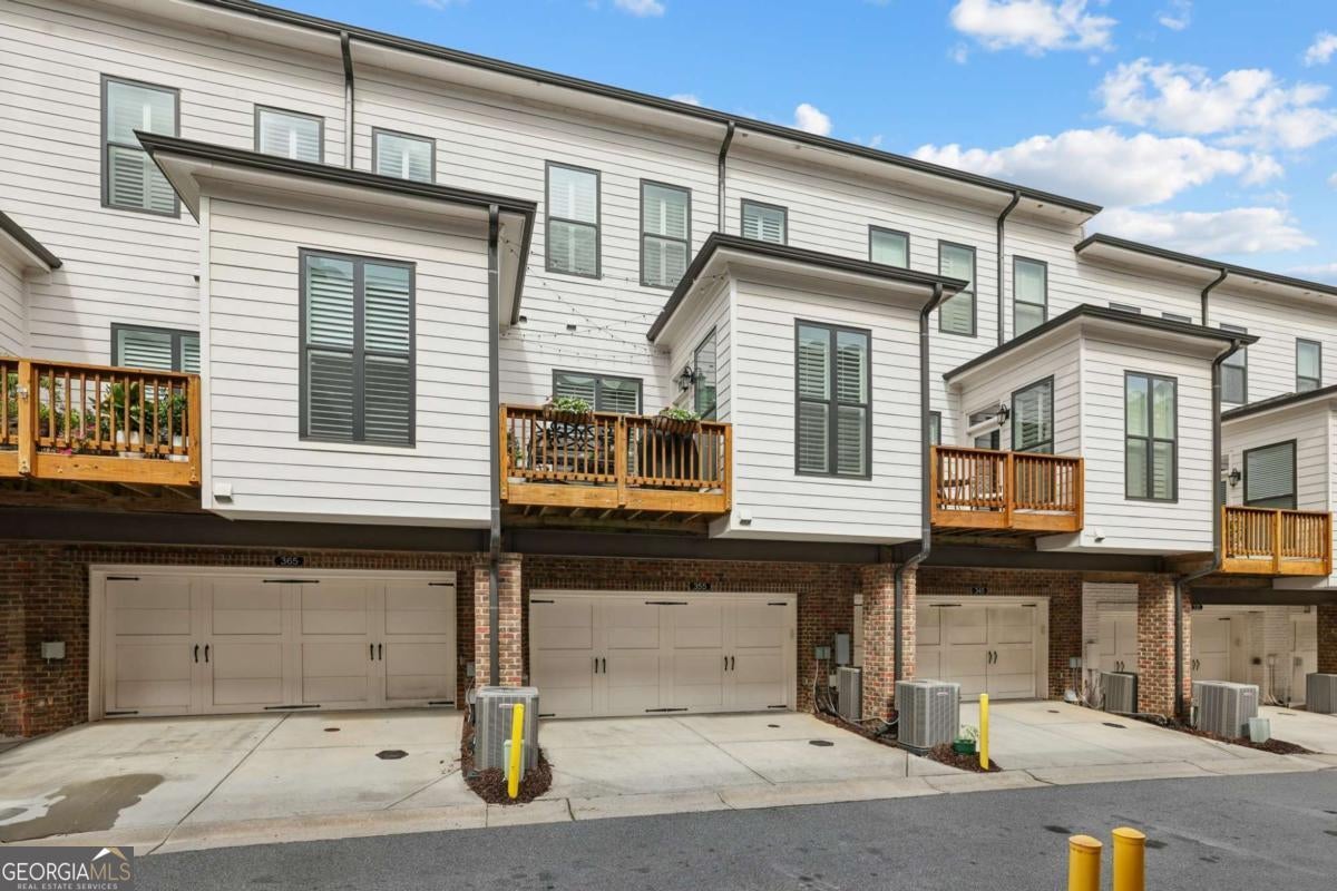 Alpharetta, Georgia, 30009, United States, 3 Bedrooms Bedrooms, ,4 BathroomsBathrooms,Residential,Active,1914849