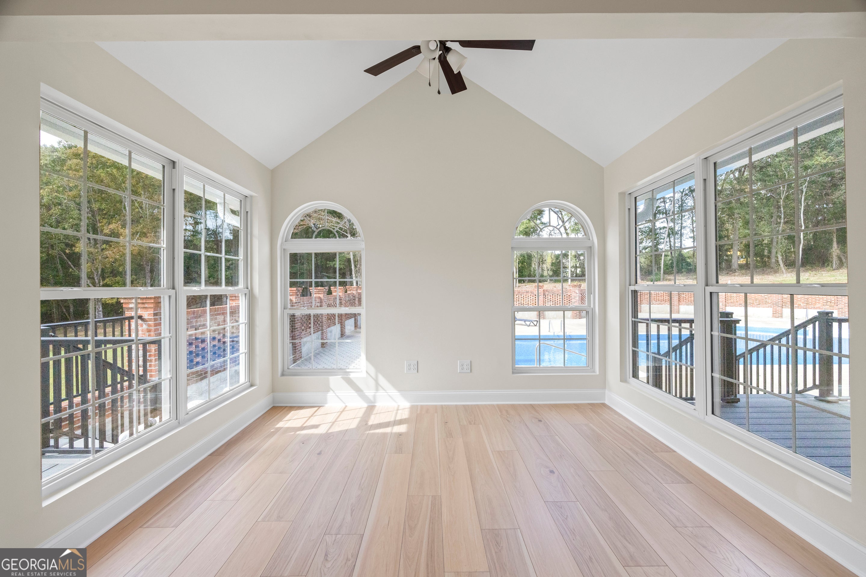 Martin, Georgia, 30557, United States, 6 Bedrooms Bedrooms, ,5 BathroomsBathrooms,Residential,Active,1964253