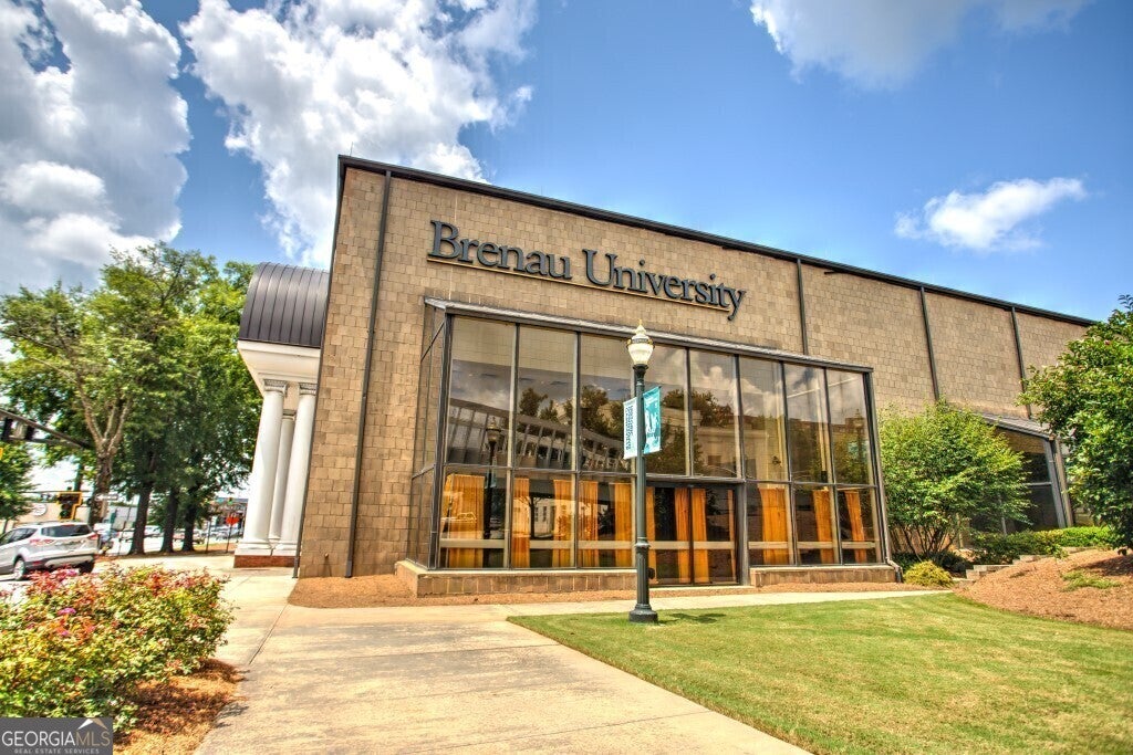 Gainesville, Georgia, 30506, United States, 5 Bedrooms Bedrooms, ,5 BathroomsBathrooms,Residential,Active,2006922