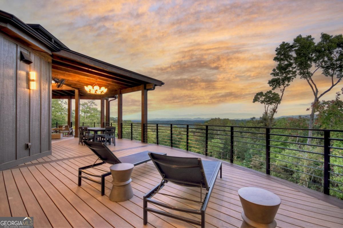 Blue Ridge, Georgia, 30513, United States, 5 Bedrooms Bedrooms, ,5 BathroomsBathrooms,Residential,Active,2003557