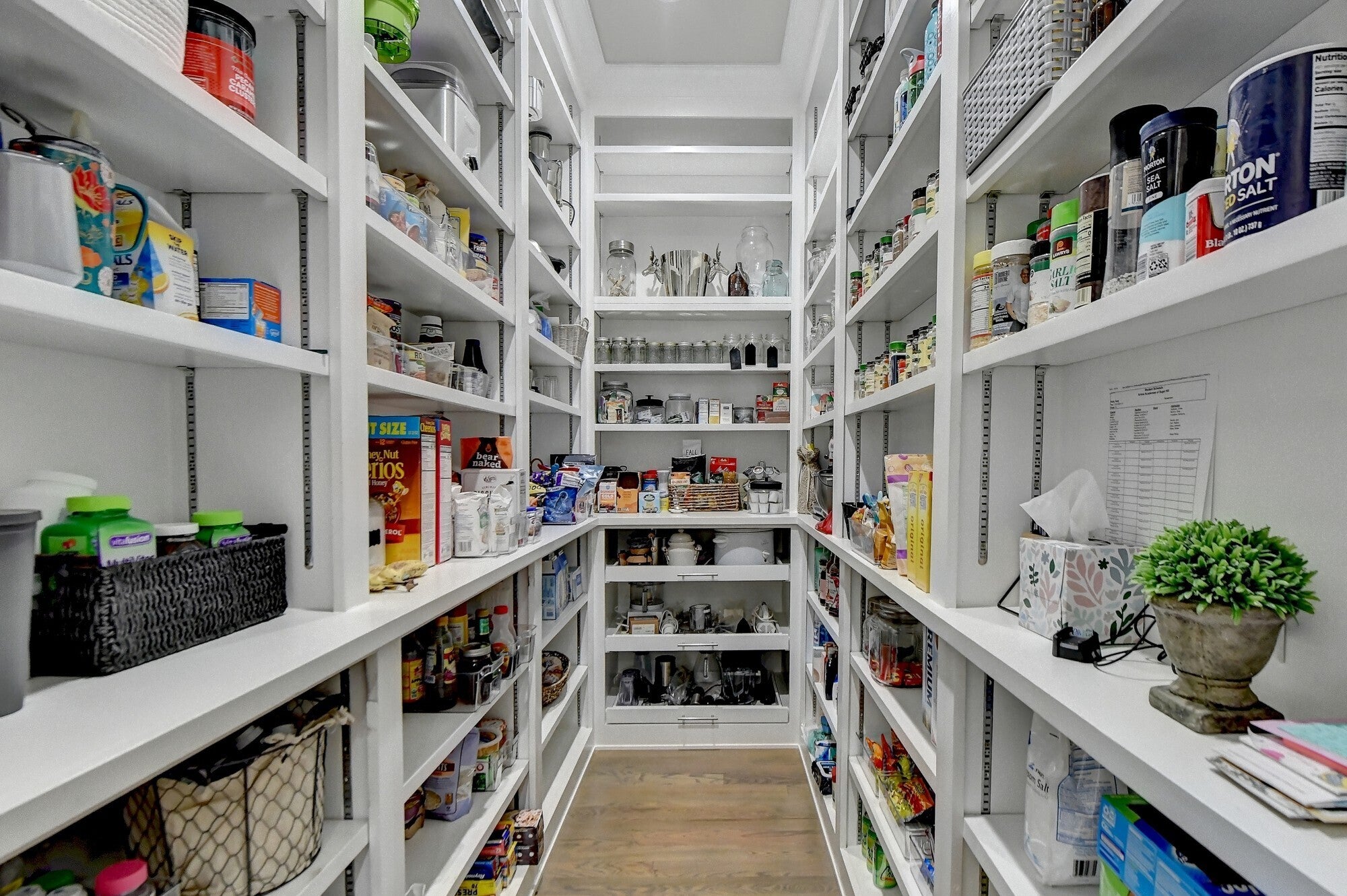 Hoschton, Georgia, 30548, United States, ,Residential,Pending,1702571