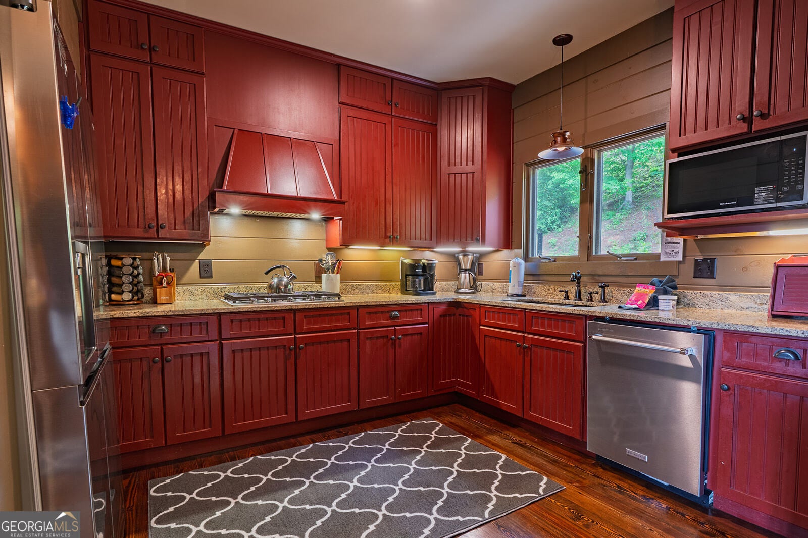 Ellijay, Georgia, 30536, United States, 6 Bedrooms Bedrooms, ,5 BathroomsBathrooms,Residential,Active,1936401