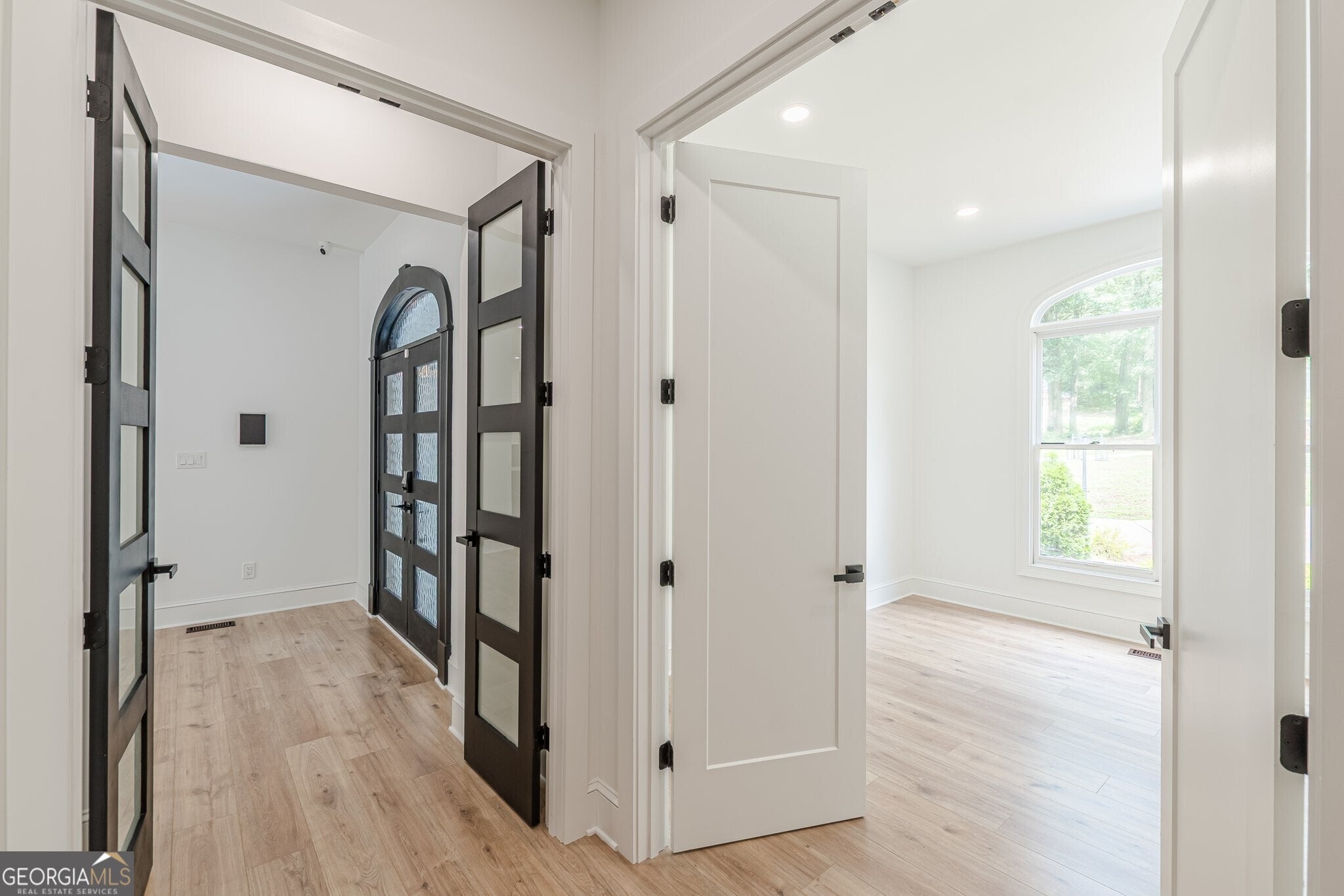 Douglasville, Georgia, 30134, United States, 3 Bedrooms Bedrooms, ,3 BathroomsBathrooms,Residential,Active,1997572