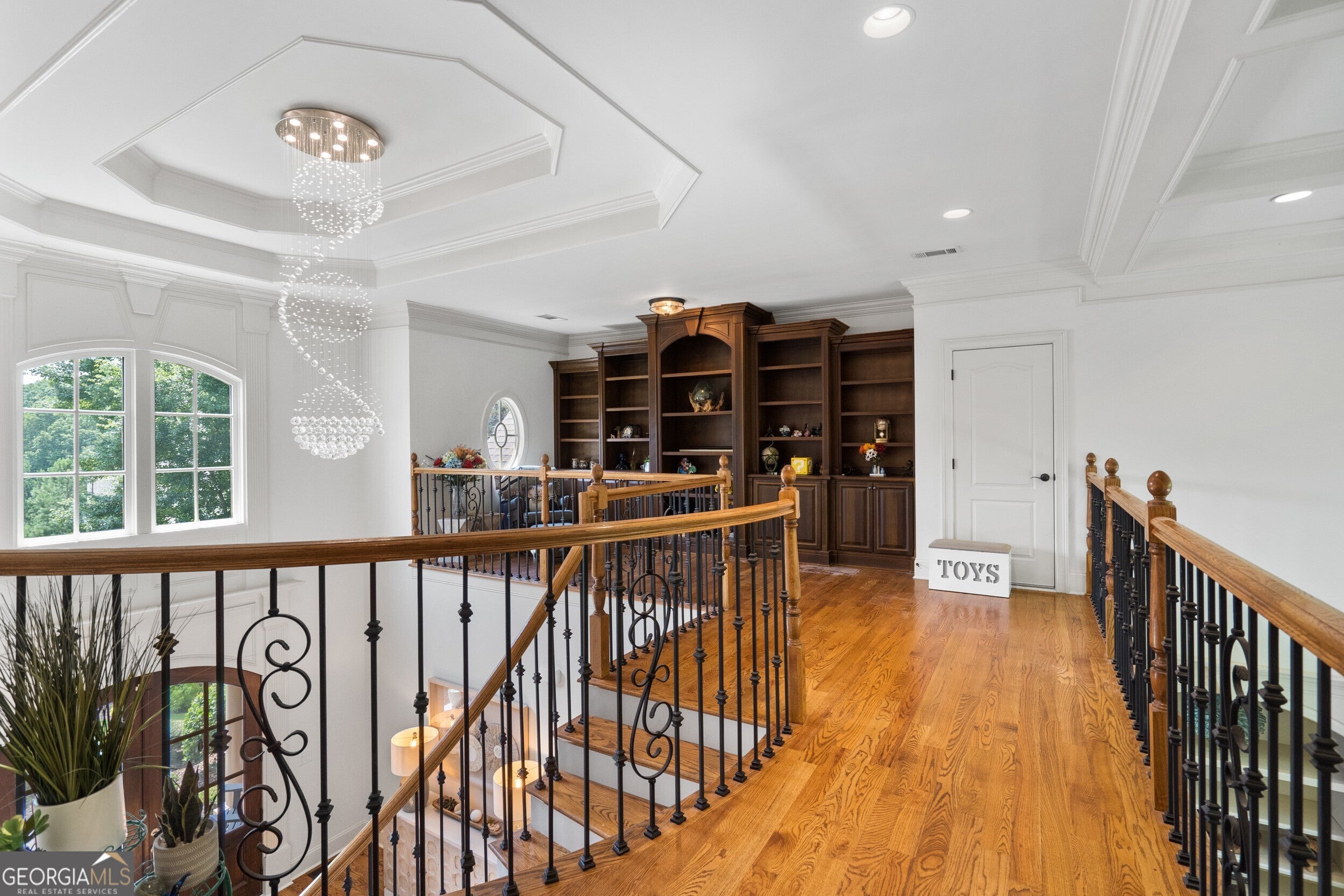 Suwanee, Georgia, 30024, United States, 5 Bedrooms Bedrooms, ,6 BathroomsBathrooms,Residential,Active,1900179