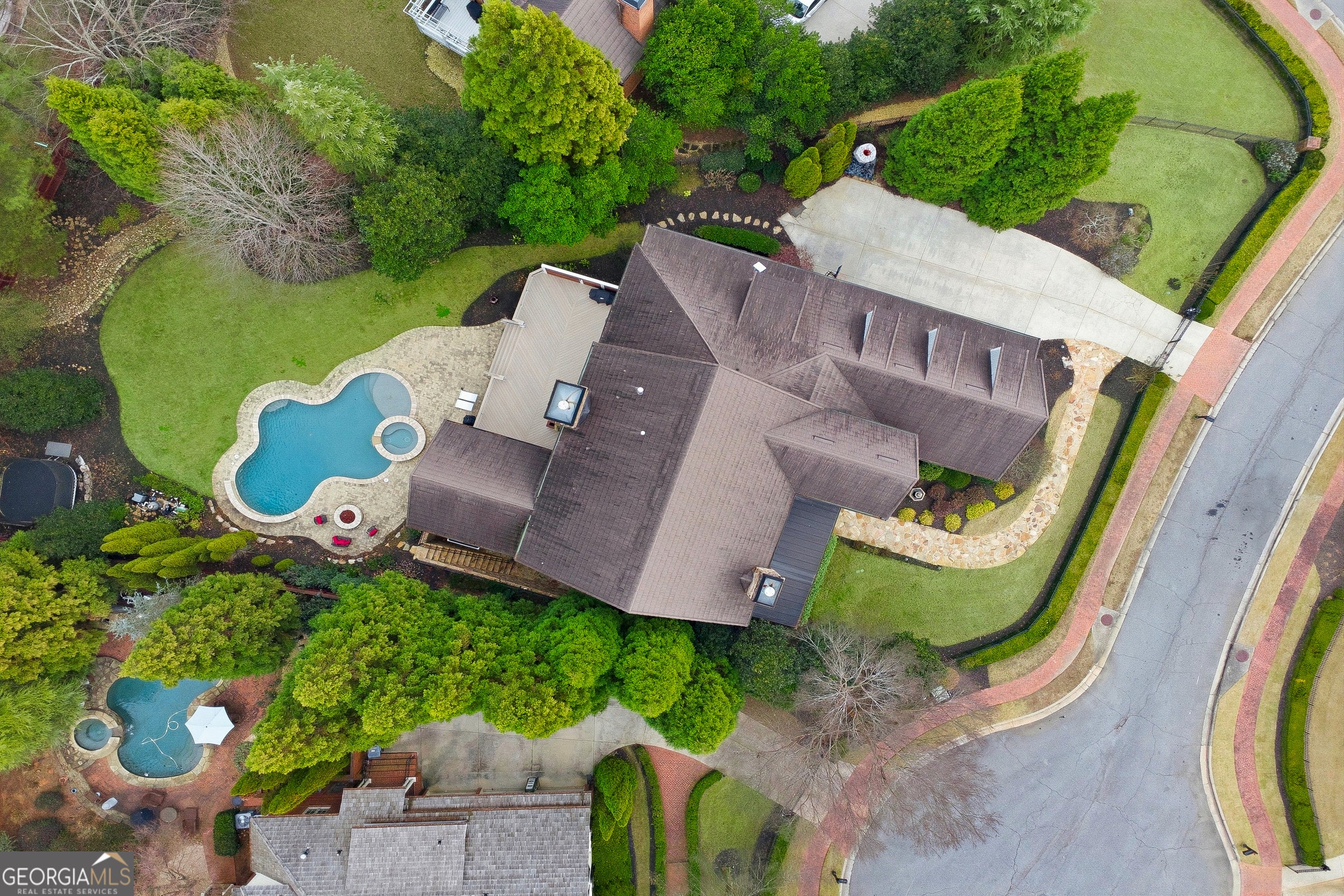 Kennesaw, Georgia, 30152, United States, 6 Bedrooms Bedrooms, ,8 BathroomsBathrooms,Residential,Active,2009375