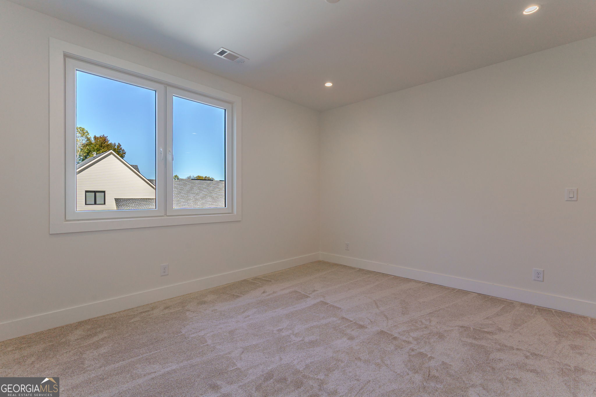 Cumming, Georgia, 30041, United States, 4 Bedrooms Bedrooms, ,4 BathroomsBathrooms,Residential,Active,1969675