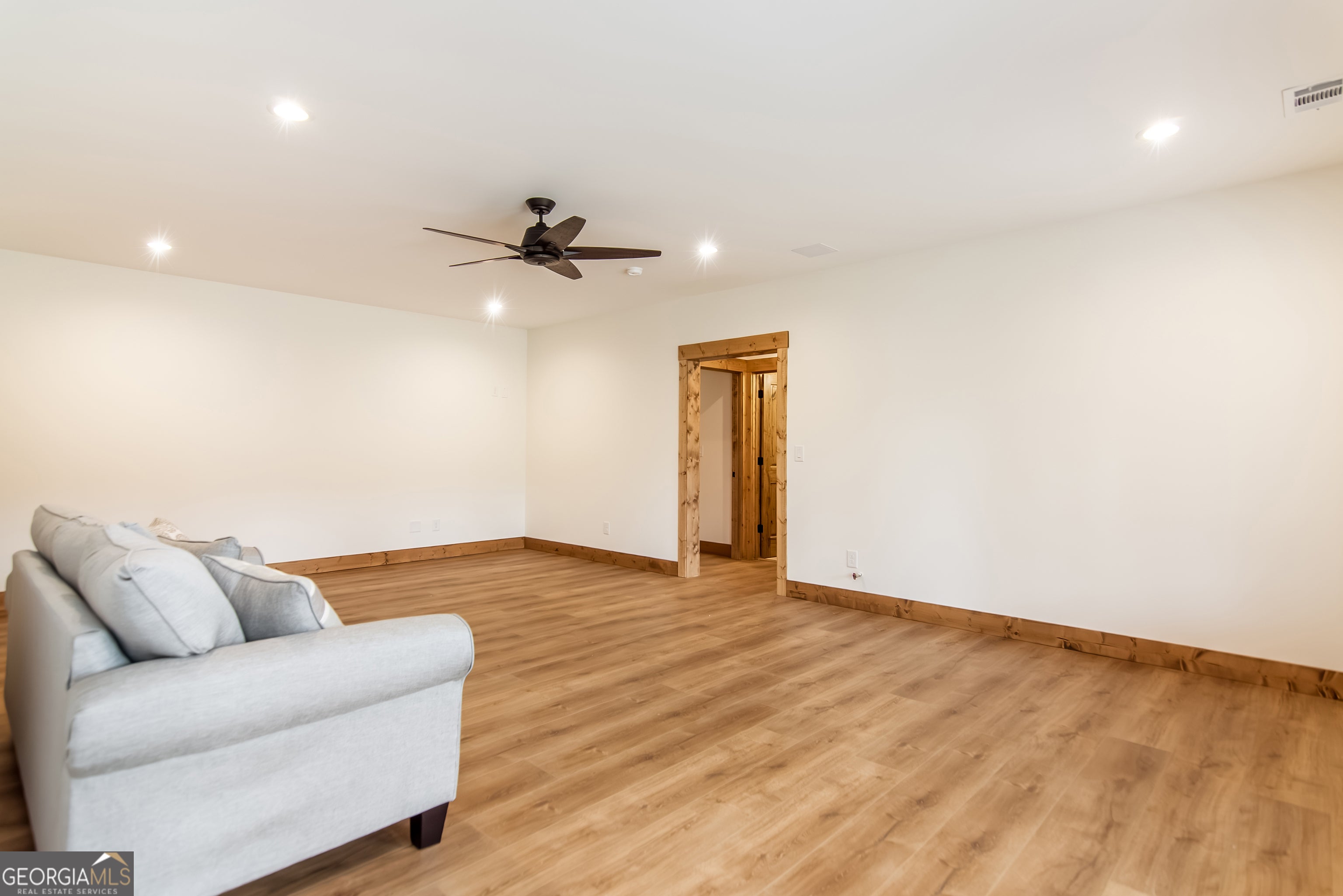 Talking Rock, Georgia, 30175, United States, 4 Bedrooms Bedrooms, ,3 BathroomsBathrooms,Residential,Active,2000209