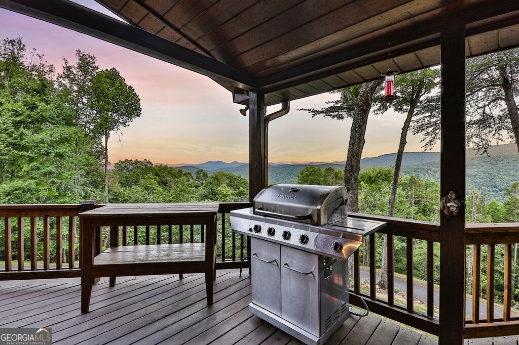 Blue Ridge, Georgia, 30513, United States, 4 Bedrooms Bedrooms, ,4 BathroomsBathrooms,Residential,Active,2010546