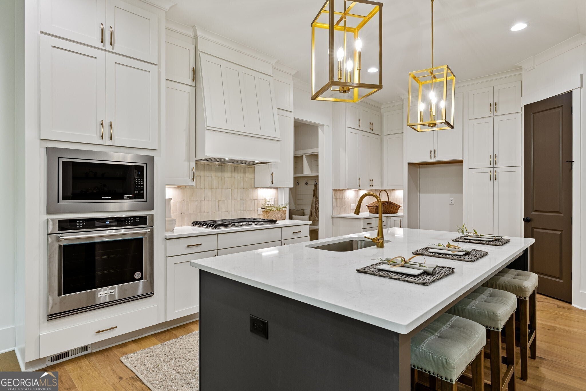 Gainesville, Georgia, 30506, United States, 5 Bedrooms Bedrooms, ,5 BathroomsBathrooms,Residential,Active,2006922