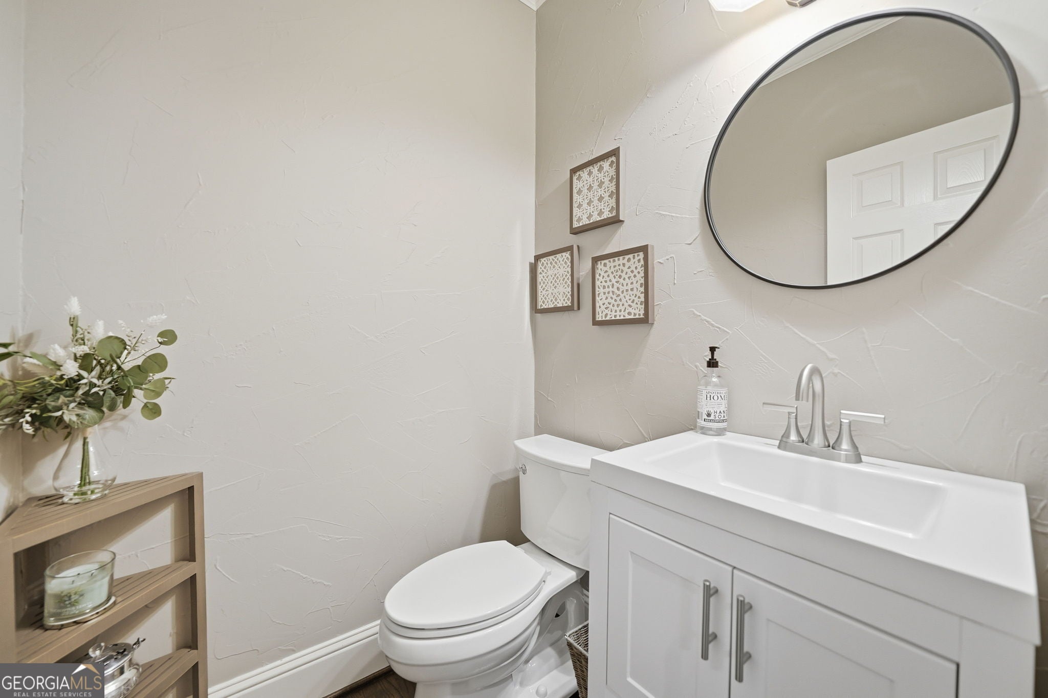 Canton, Georgia, 30114, United States, 6 Bedrooms Bedrooms, ,5 BathroomsBathrooms,Residential,Active,1972140