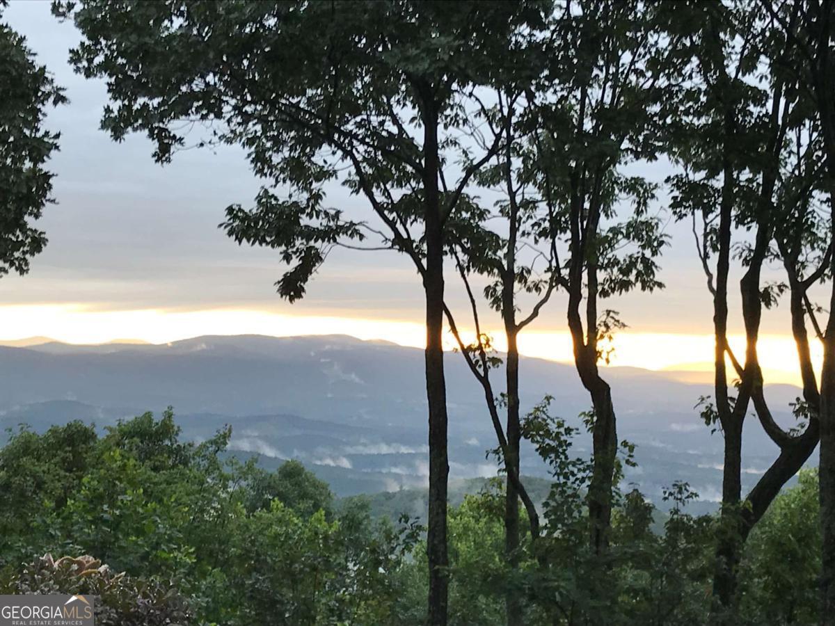 Big Canoe, Georgia, 30143, United States, 4 Bedrooms Bedrooms, ,5 BathroomsBathrooms,Residential,Active,2010164