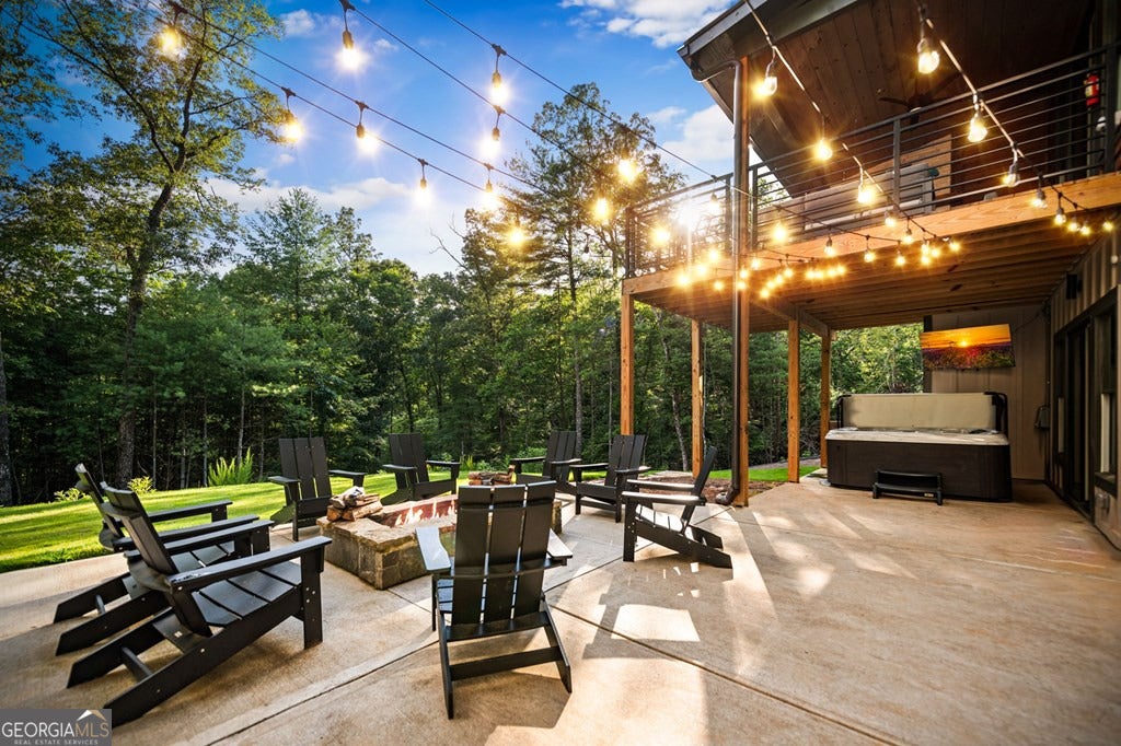 Ellijay, Georgia, 30540, United States, 5 Bedrooms Bedrooms, ,6 BathroomsBathrooms,Residential,Active,1919053