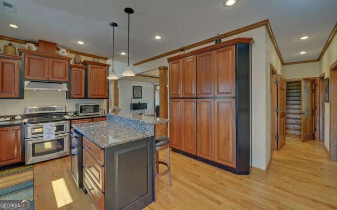 Hiawassee, Georgia, 30546, United States, 4 Bedrooms Bedrooms, ,3 BathroomsBathrooms,Residential,Active,1945091