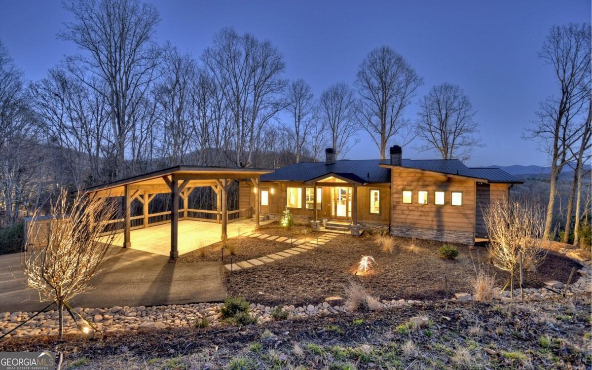 Morganton, Georgia, 30560, United States, 3 Bedrooms Bedrooms, ,4 BathroomsBathrooms,Residential,Active,2010579