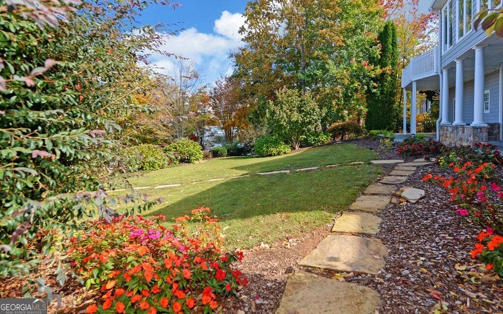 Hiawassee, Georgia, 30546, United States, 8 Bedrooms Bedrooms, ,6 BathroomsBathrooms,Residential,Active,1821963