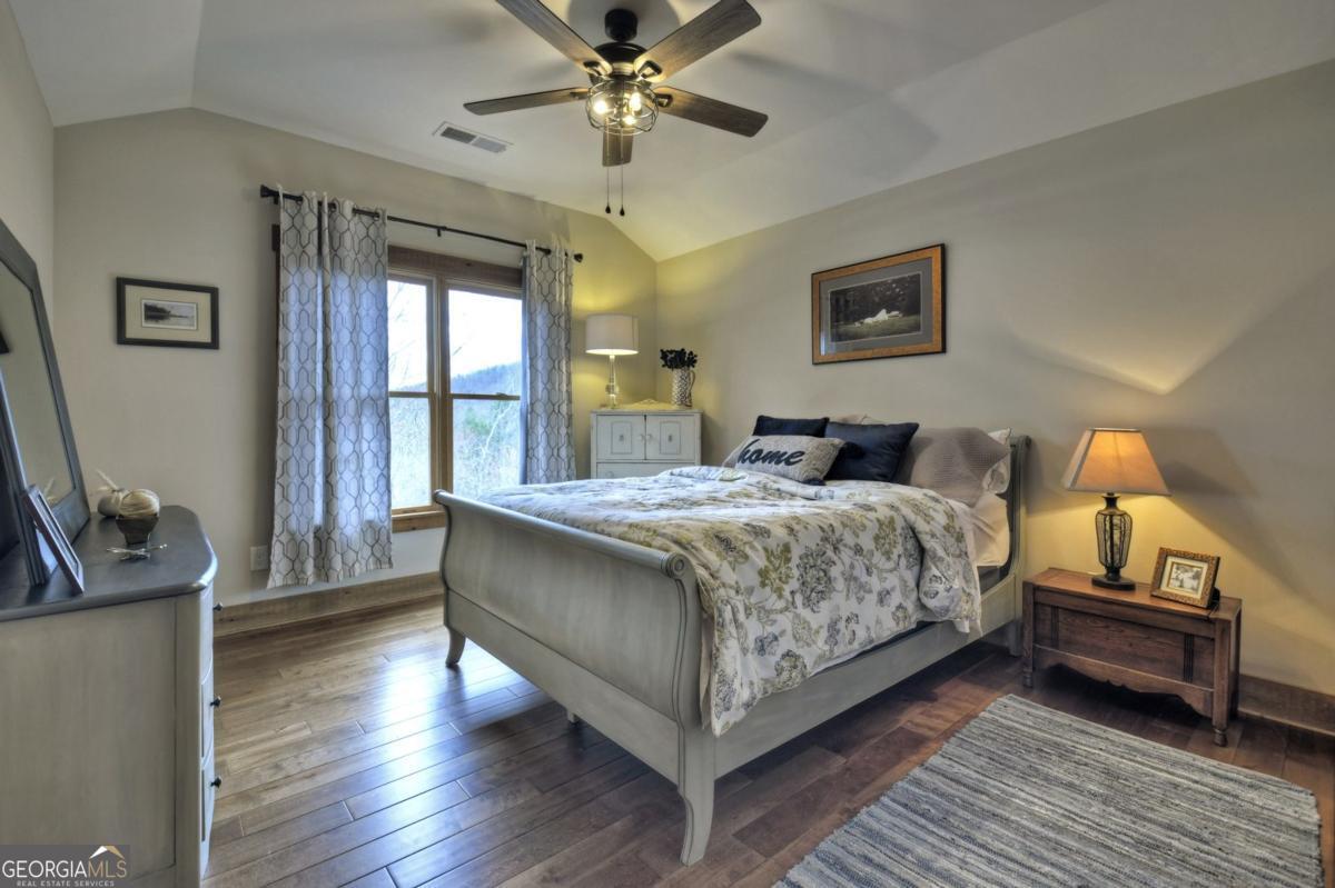 Ellijay, Georgia, 30540, United States, 5 Bedrooms Bedrooms, ,4 BathroomsBathrooms,Residential,Active,1954017