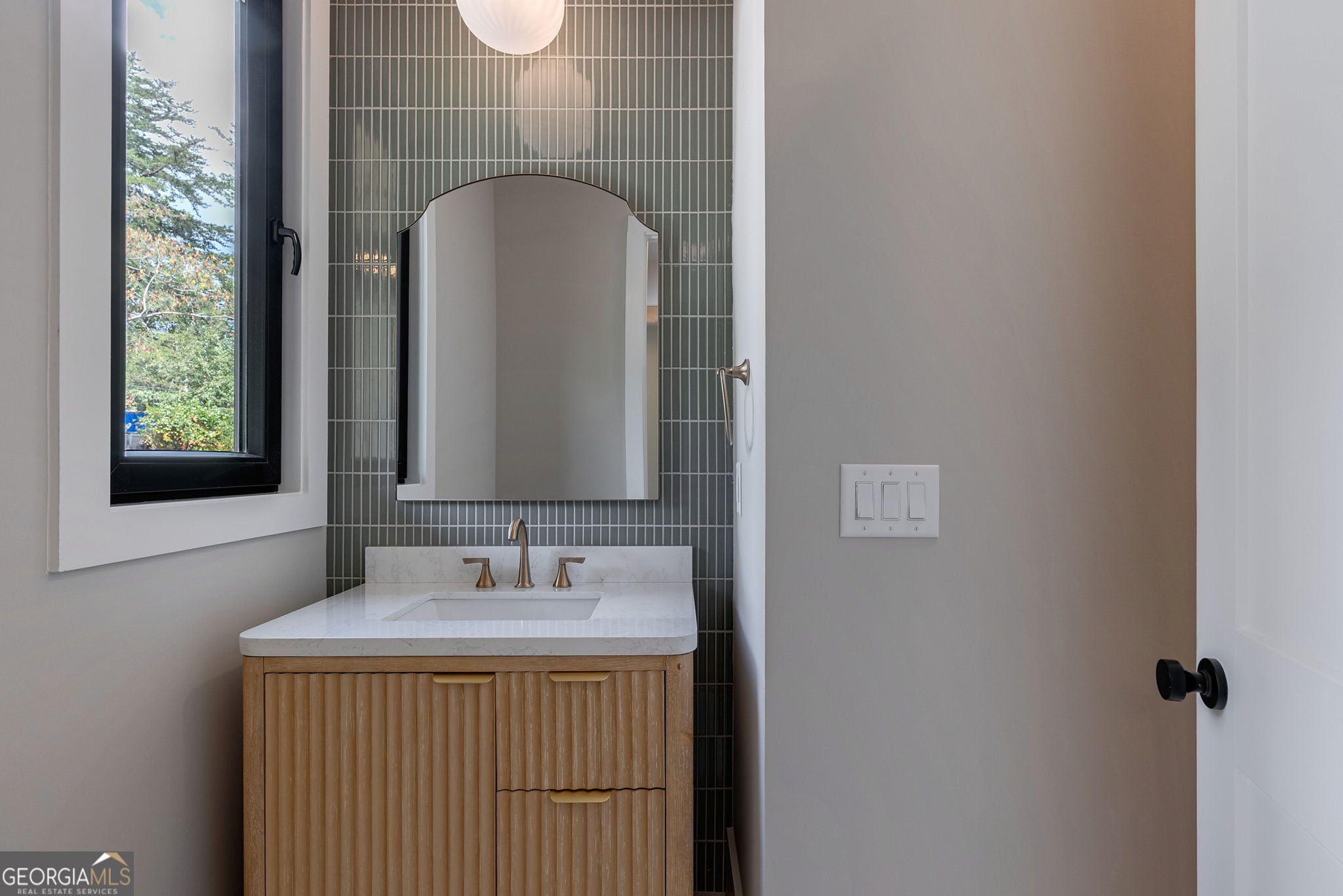 Cumming, Georgia, 30041, United States, 4 Bedrooms Bedrooms, ,4 BathroomsBathrooms,Residential,Active,1945468