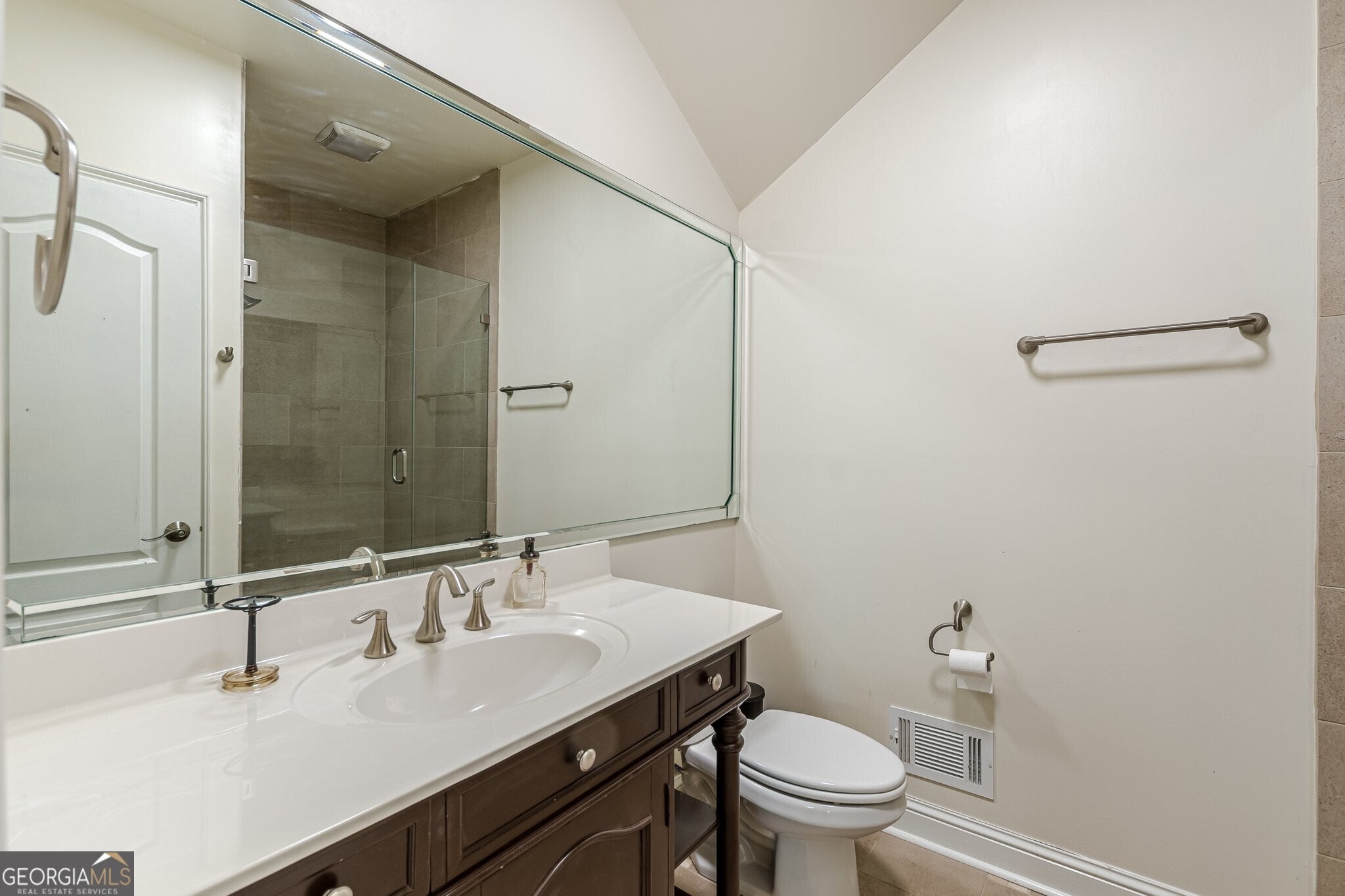 Douglasville, Georgia, 30135, United States, 5 Bedrooms Bedrooms, ,5 BathroomsBathrooms,Residential,Active,1820834