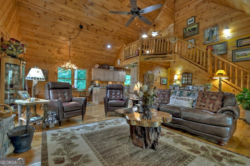 Morganton, Georgia, 30560, United States, 4 Bedrooms Bedrooms, ,6 BathroomsBathrooms,Residential,Active,1945076