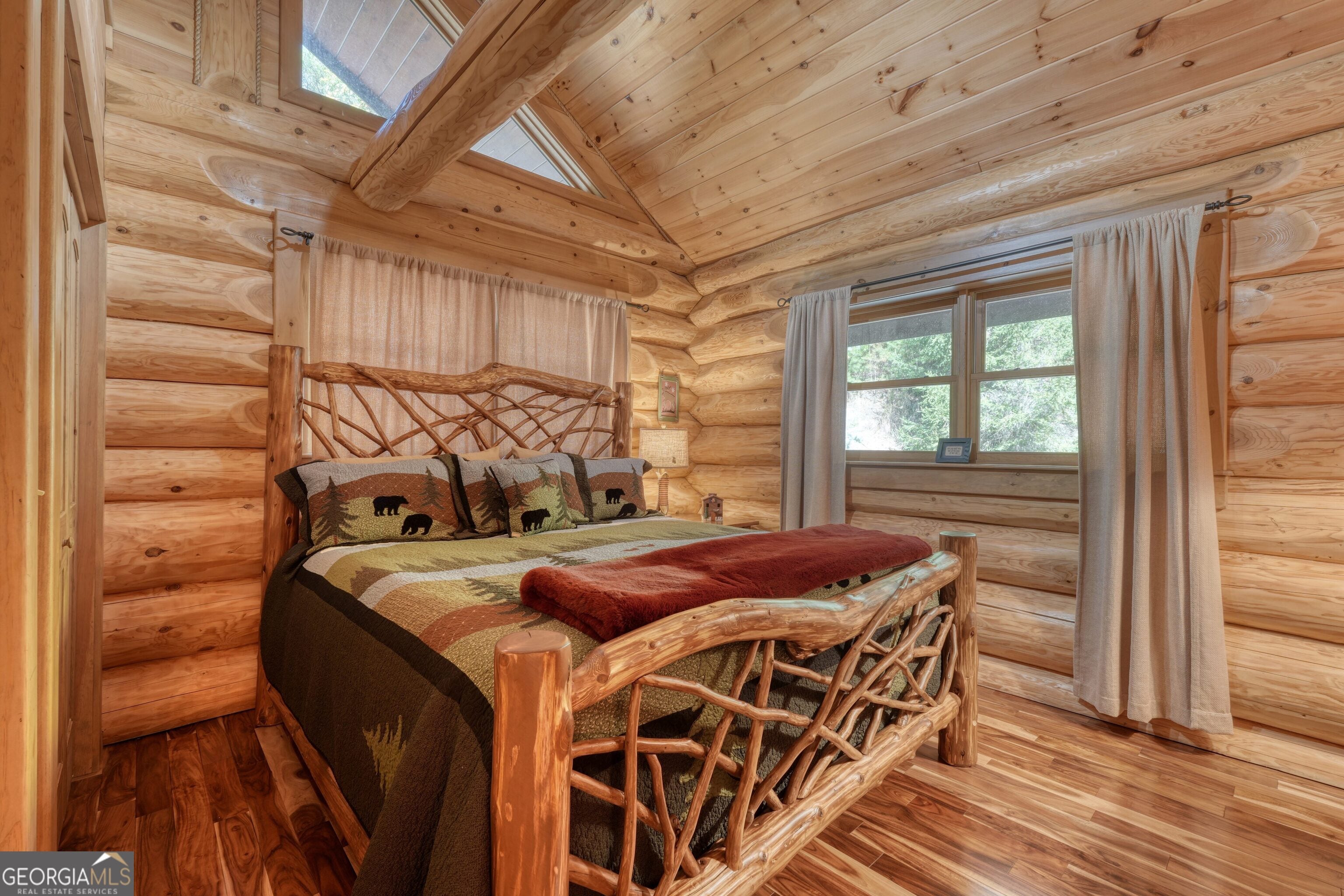 Blue Ridge, Georgia, 30513, United States, 4 Bedrooms Bedrooms, ,5 BathroomsBathrooms,Residential,Active,1969833