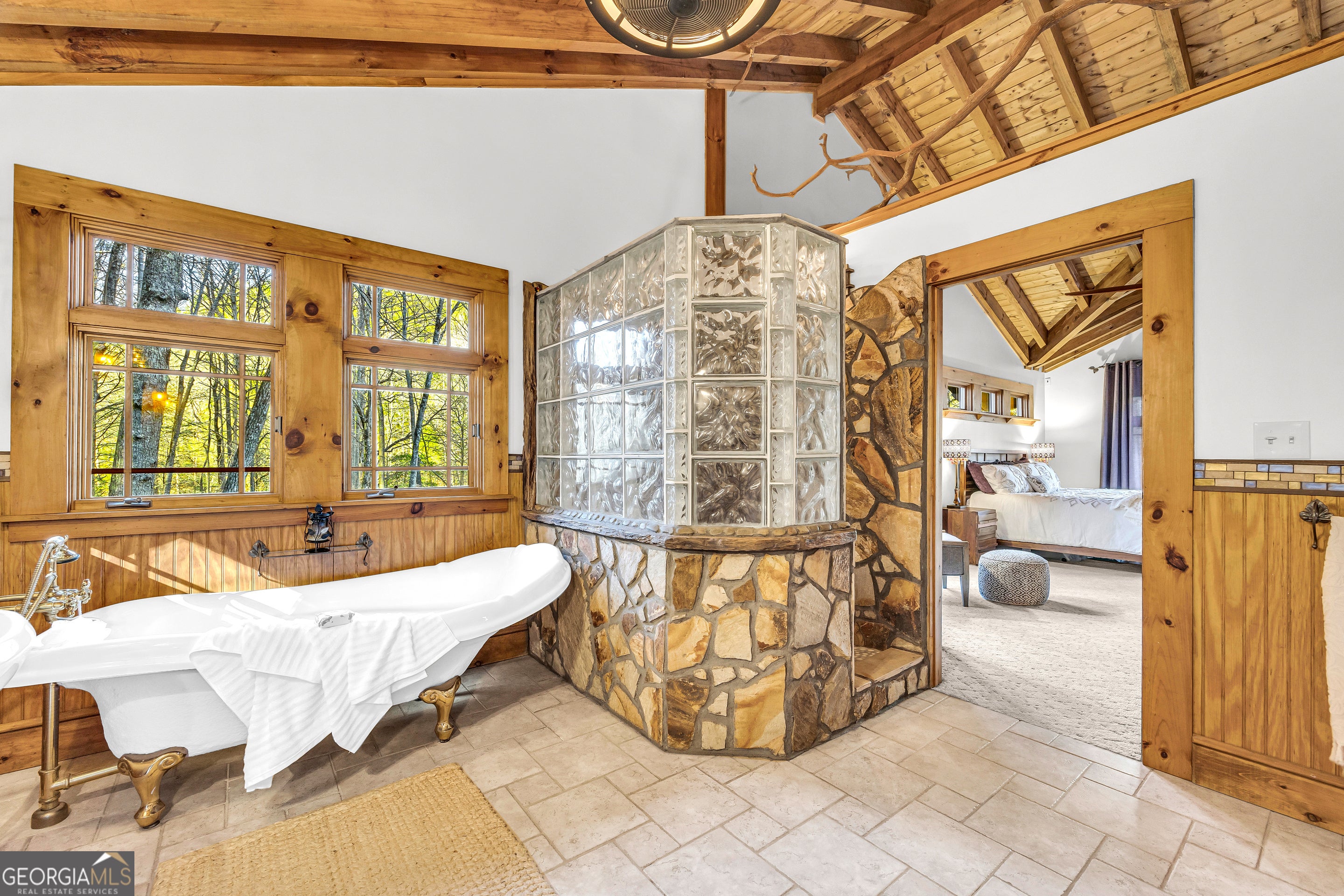Cherry Log, Georgia, 30522, United States, 4 Bedrooms Bedrooms, ,5 BathroomsBathrooms,Residential,Active,2044142