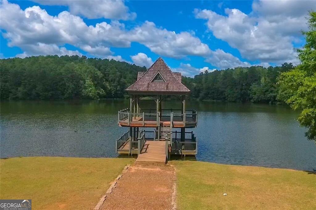 Canton, Georgia, 30115, United States, 7 Bedrooms Bedrooms, ,4 BathroomsBathrooms,Residential,Active,1936405