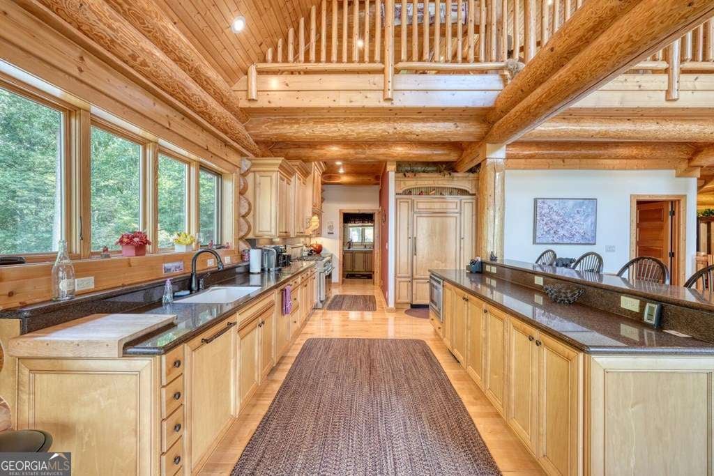 Blairsville, Georgia, 30512, United States, 4 Bedrooms Bedrooms, ,6 BathroomsBathrooms,Residential,Active,1936094