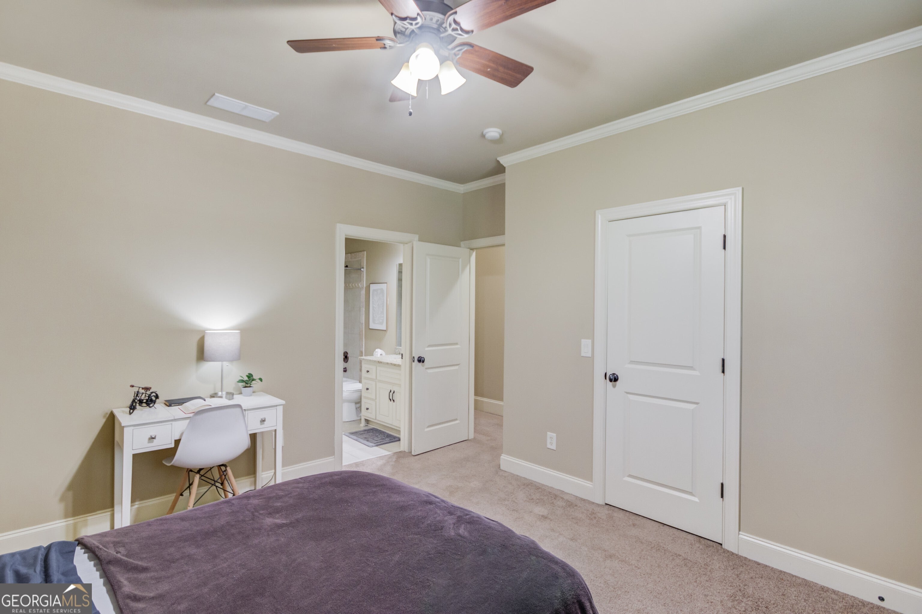 Cumming, Georgia, 30040, United States, 6 Bedrooms Bedrooms, ,7 BathroomsBathrooms,Residential,Active,1898201