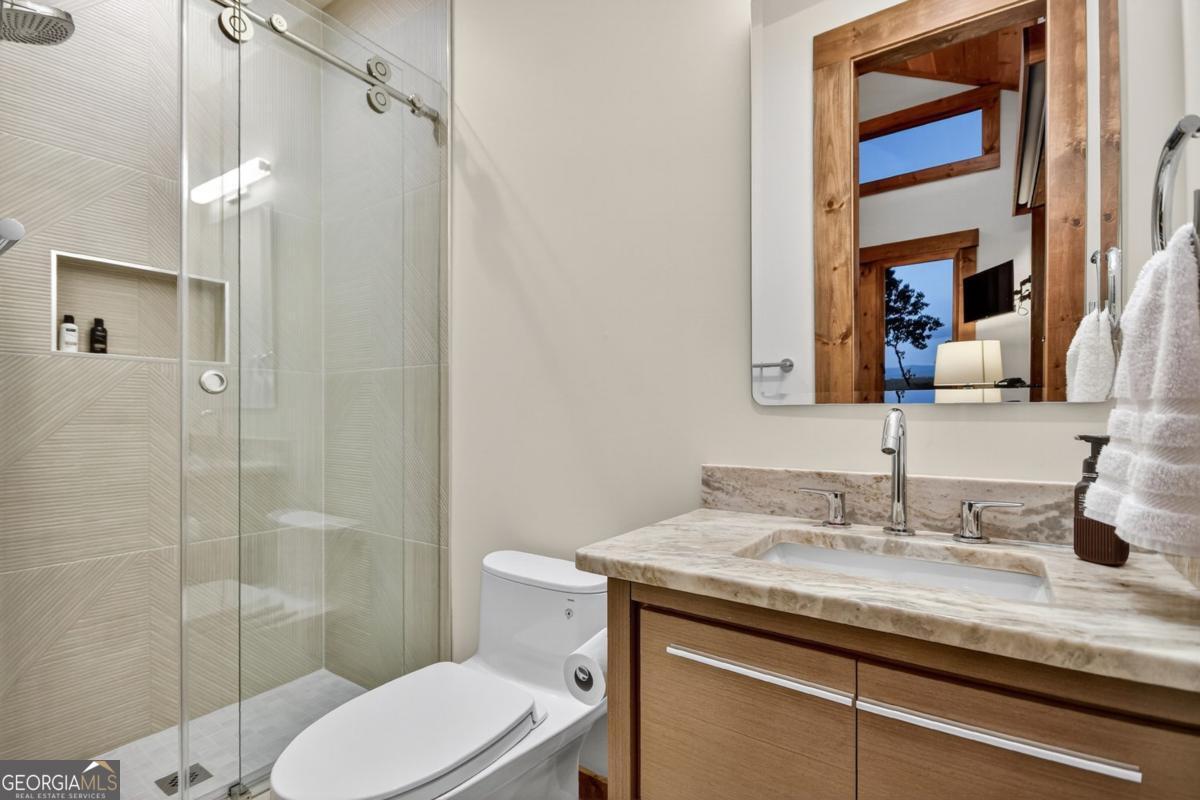 Blue Ridge, Georgia, 30513, United States, 5 Bedrooms Bedrooms, ,5 BathroomsBathrooms,Residential,Active,2003557