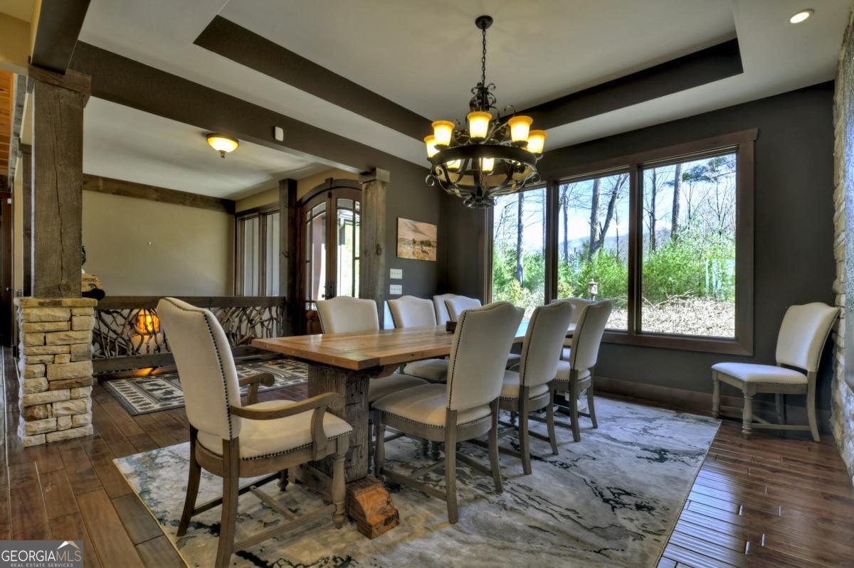 Ellijay, Georgia, 30536, United States, 5 Bedrooms Bedrooms, ,6 BathroomsBathrooms,Residential,Active,1953697