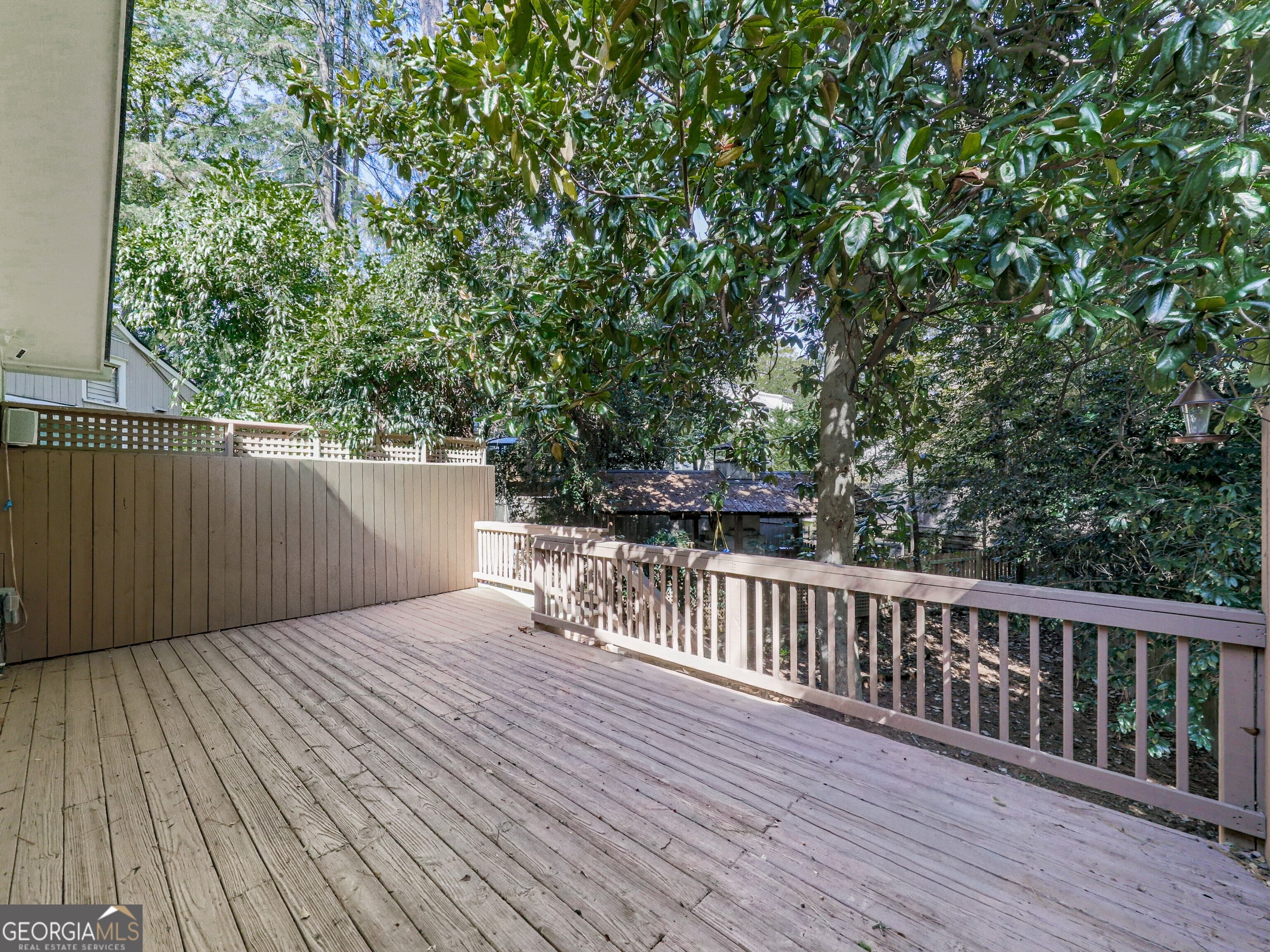 Atlanta, Georgia, 30305, United States, 5 Bedrooms Bedrooms, ,6 BathroomsBathrooms,Residential,Active,1988420