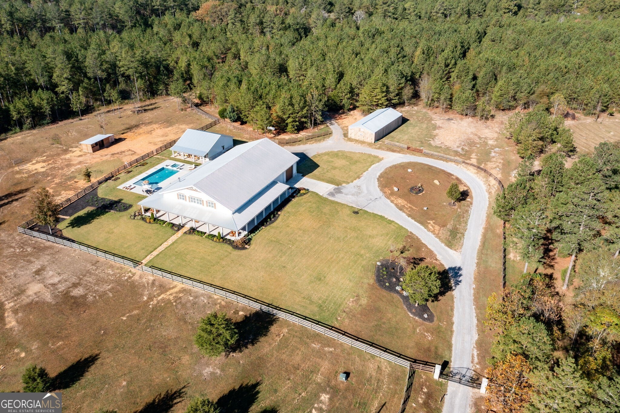 Rydal, Georgia, 30171, United States, 5 Bedrooms Bedrooms, ,5 BathroomsBathrooms,Residential,Active,1987251