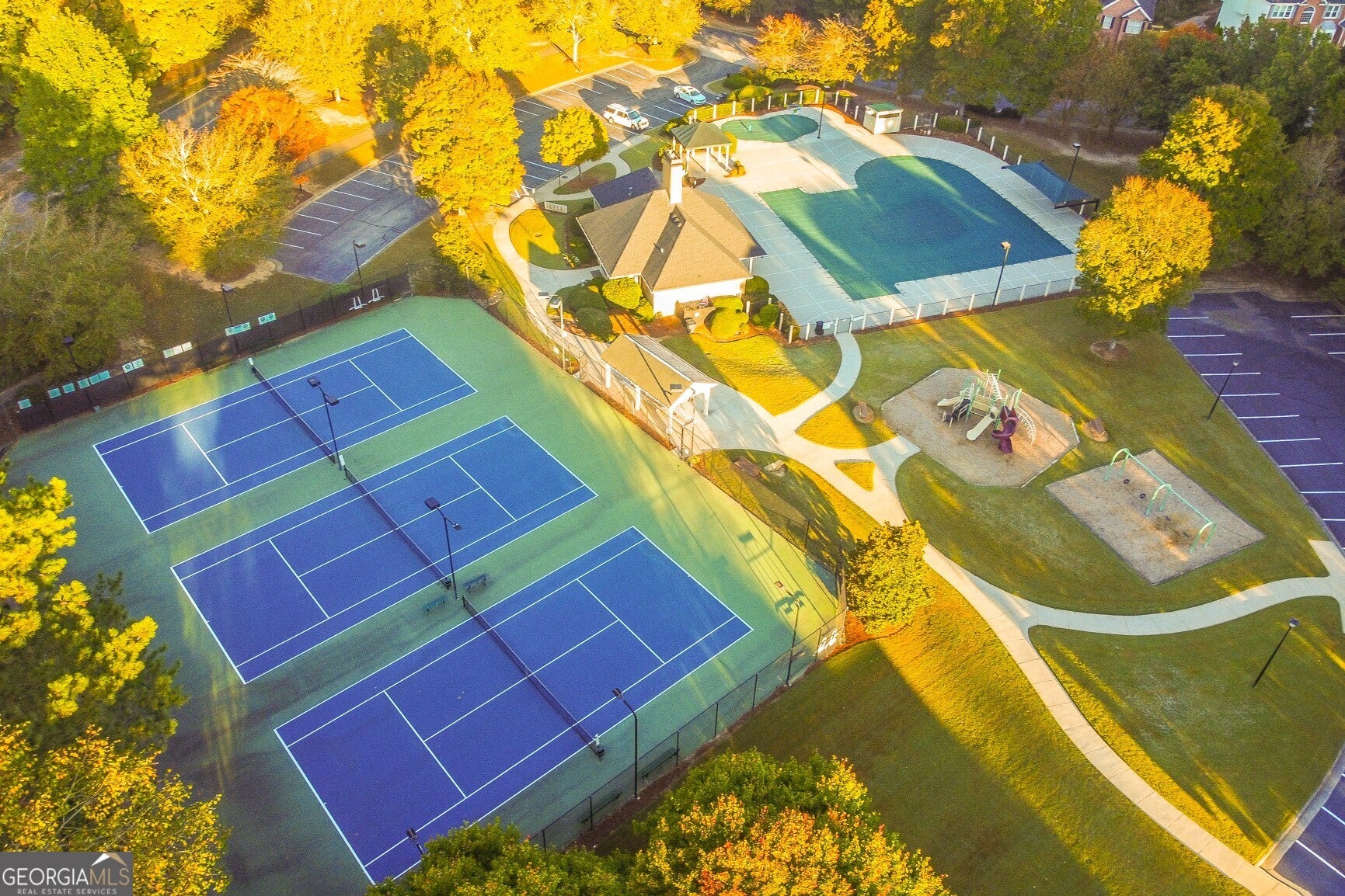 Suwanee, Georgia, 30024, United States, 5 Bedrooms Bedrooms, ,5 BathroomsBathrooms,Residential,Active,1970927