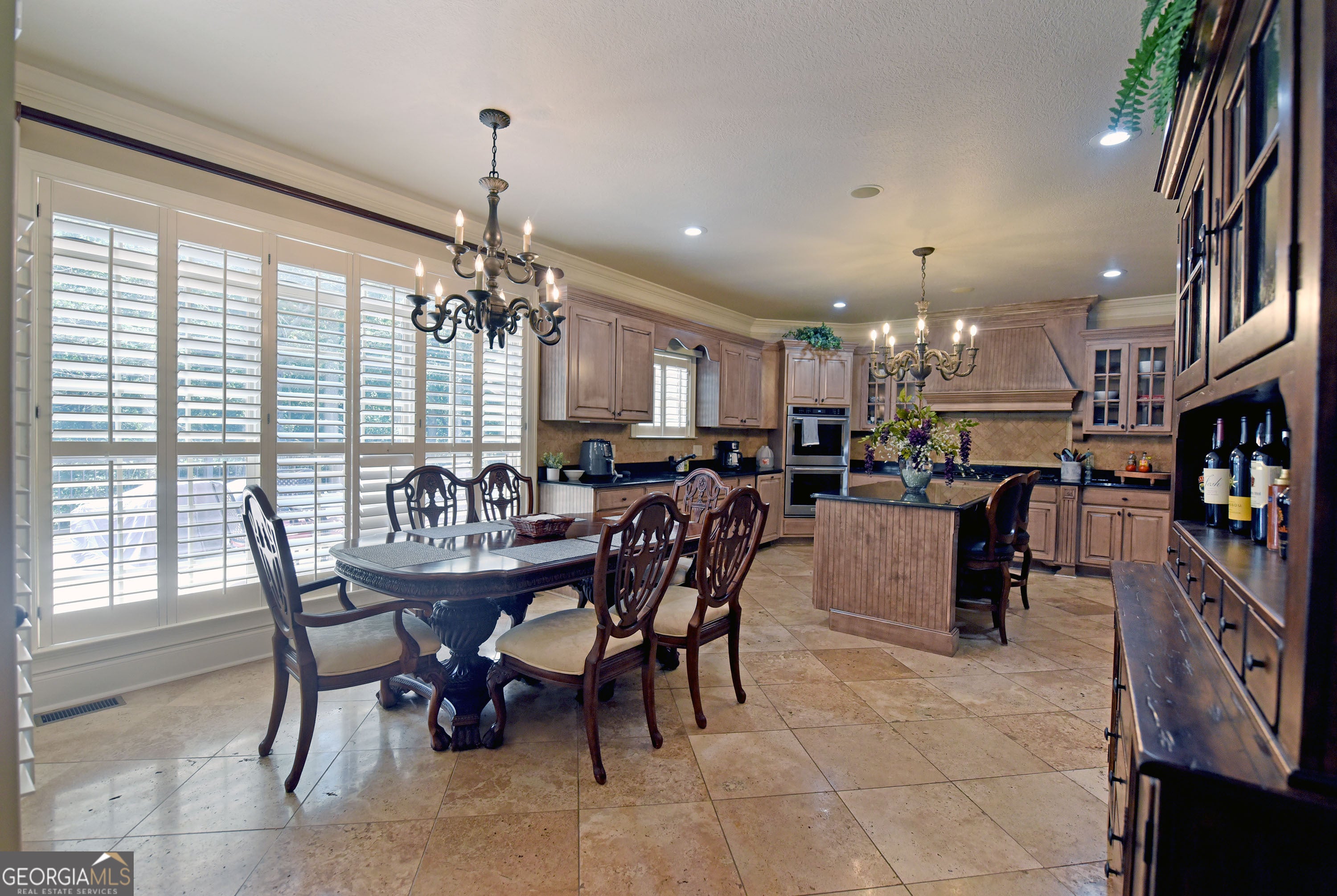 Blairsville, Georgia, 30512, United States, 5 Bedrooms Bedrooms, ,6 BathroomsBathrooms,Residential,Active,1894160