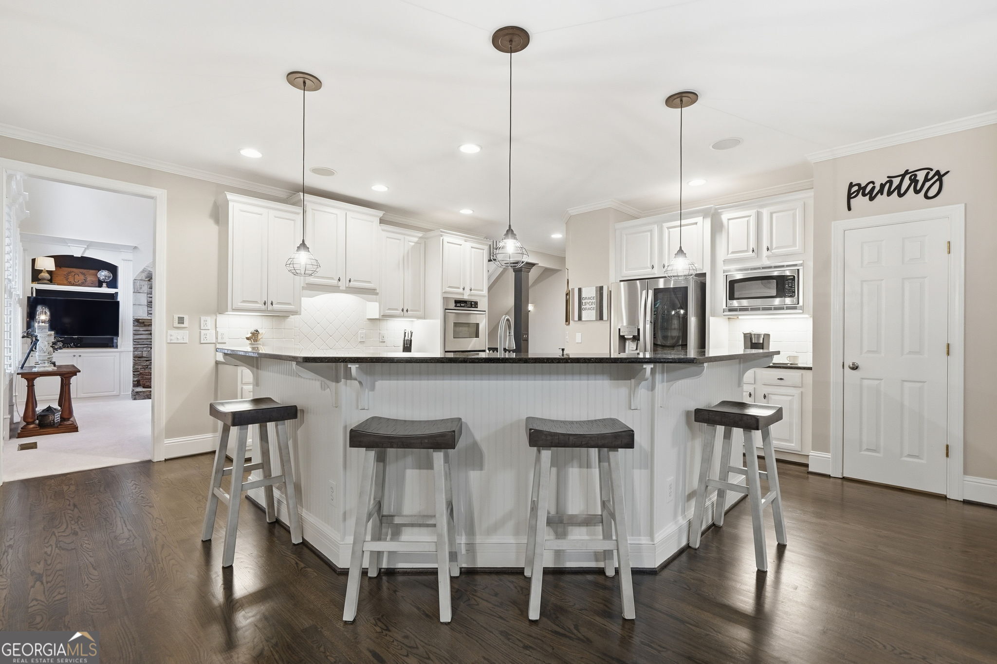 Canton, Georgia, 30114, United States, 6 Bedrooms Bedrooms, ,5 BathroomsBathrooms,Residential,Active,1972140