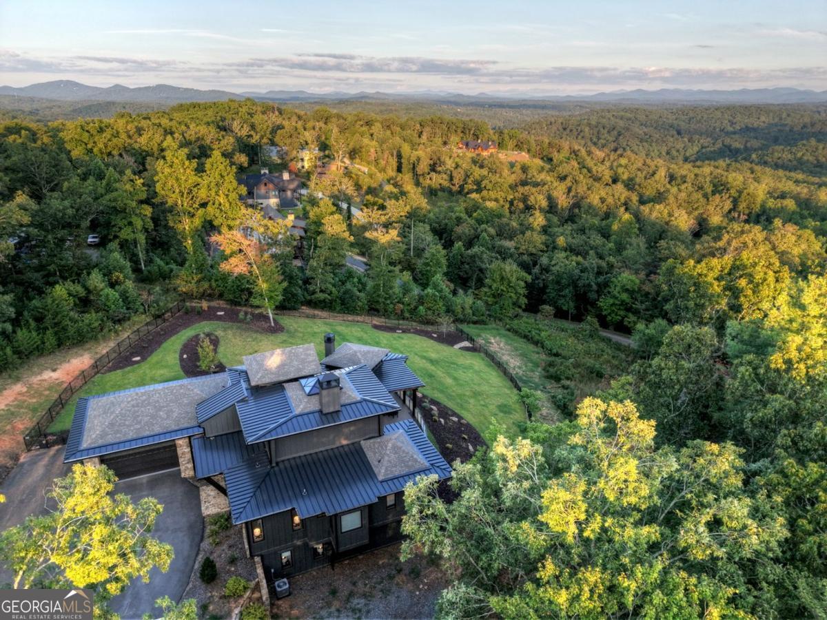 Blue Ridge, Georgia, 30513, United States, 5 Bedrooms Bedrooms, ,5 BathroomsBathrooms,Residential,Active,2003557