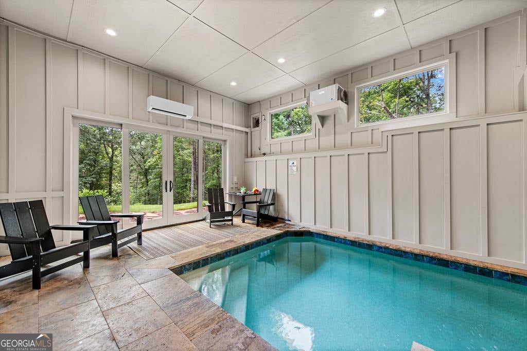 Ellijay, Georgia, 30540, United States, 5 Bedrooms Bedrooms, ,6 BathroomsBathrooms,Residential,Active,1919053