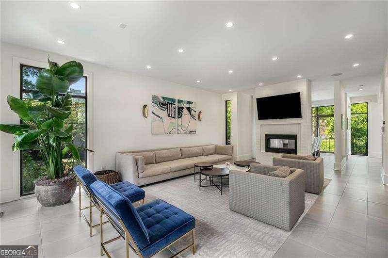Atlanta, Georgia, 30306, United States, 4 Bedrooms Bedrooms, ,4 BathroomsBathrooms,Residential,Active,1828965