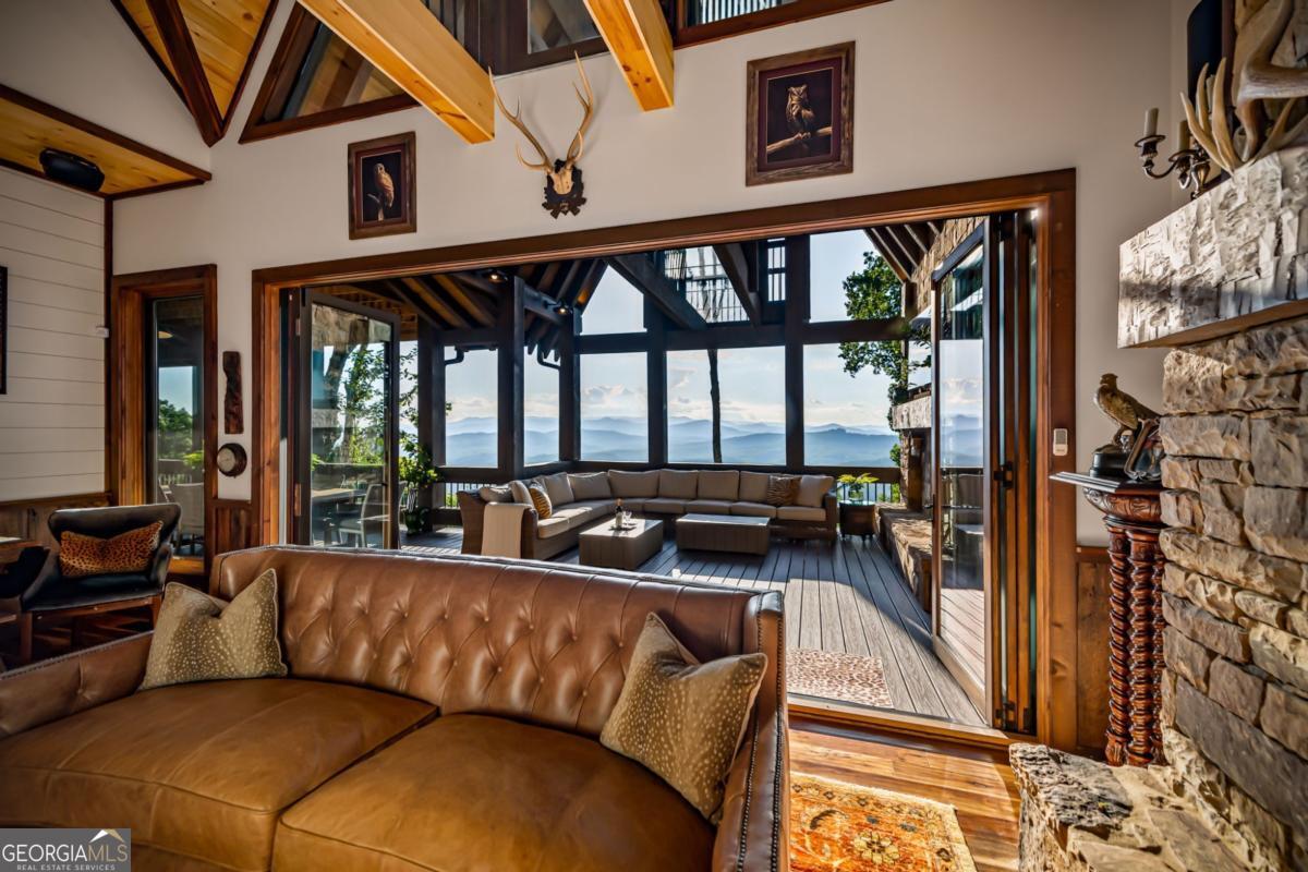 Blue Ridge, Georgia, 30513, United States, 4 Bedrooms Bedrooms, ,4 BathroomsBathrooms,Residential,Active,1905085