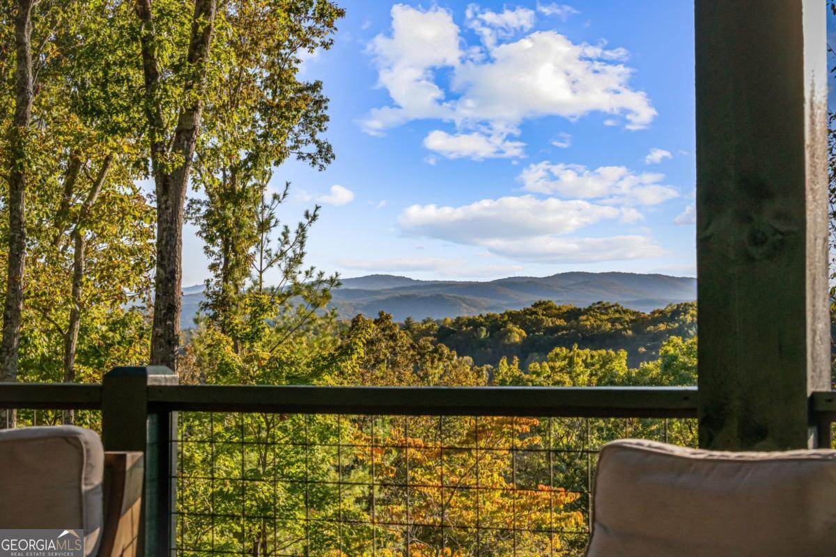 Ellijay, Georgia, 30536, United States, 3 Bedrooms Bedrooms, ,4 BathroomsBathrooms,Residential,Active,1968415